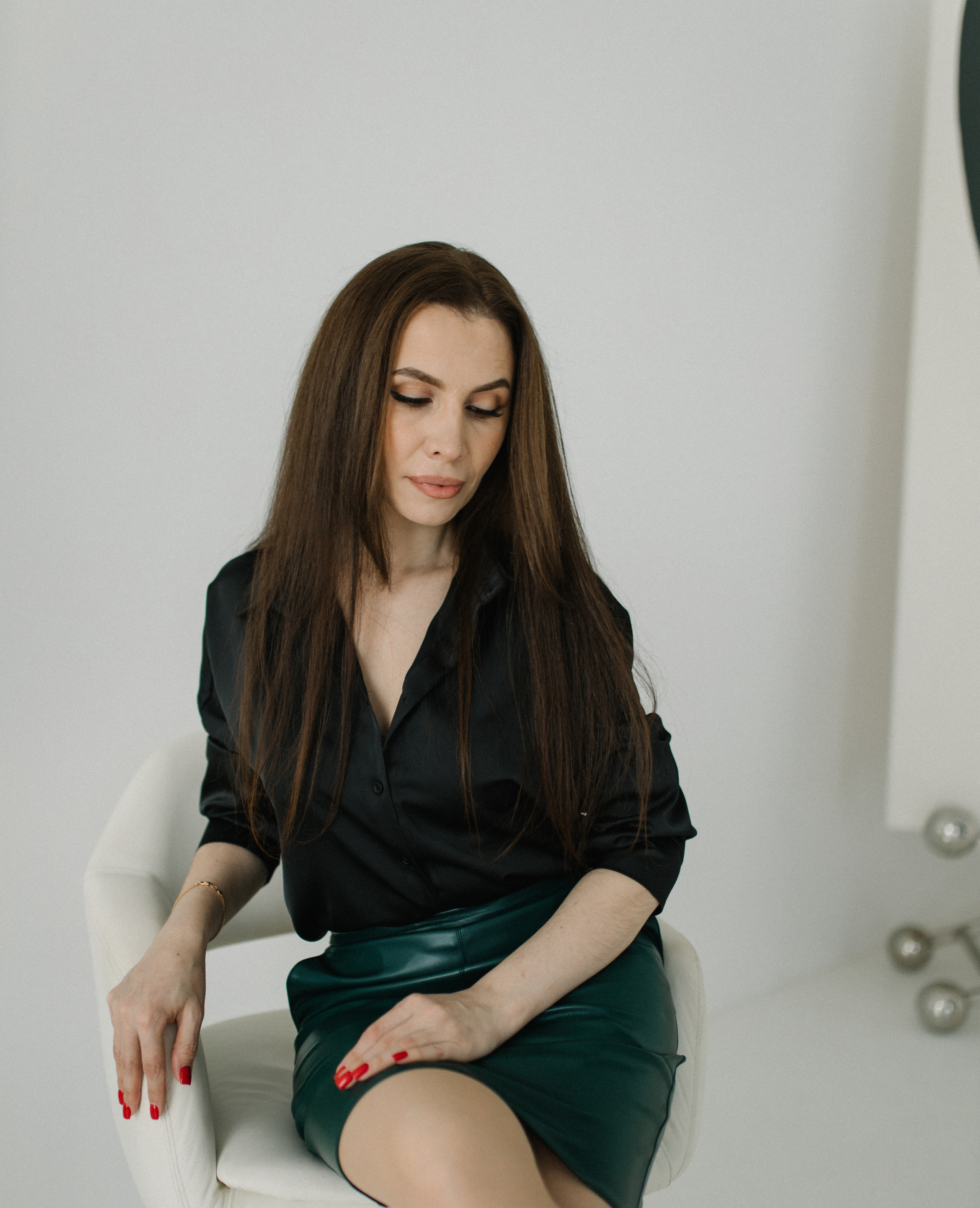 Инструктор по маникюру. Фотограф Краснодар Юлия Бураченко Свадьбы Репортаж Семейные Индивидуальные съемки