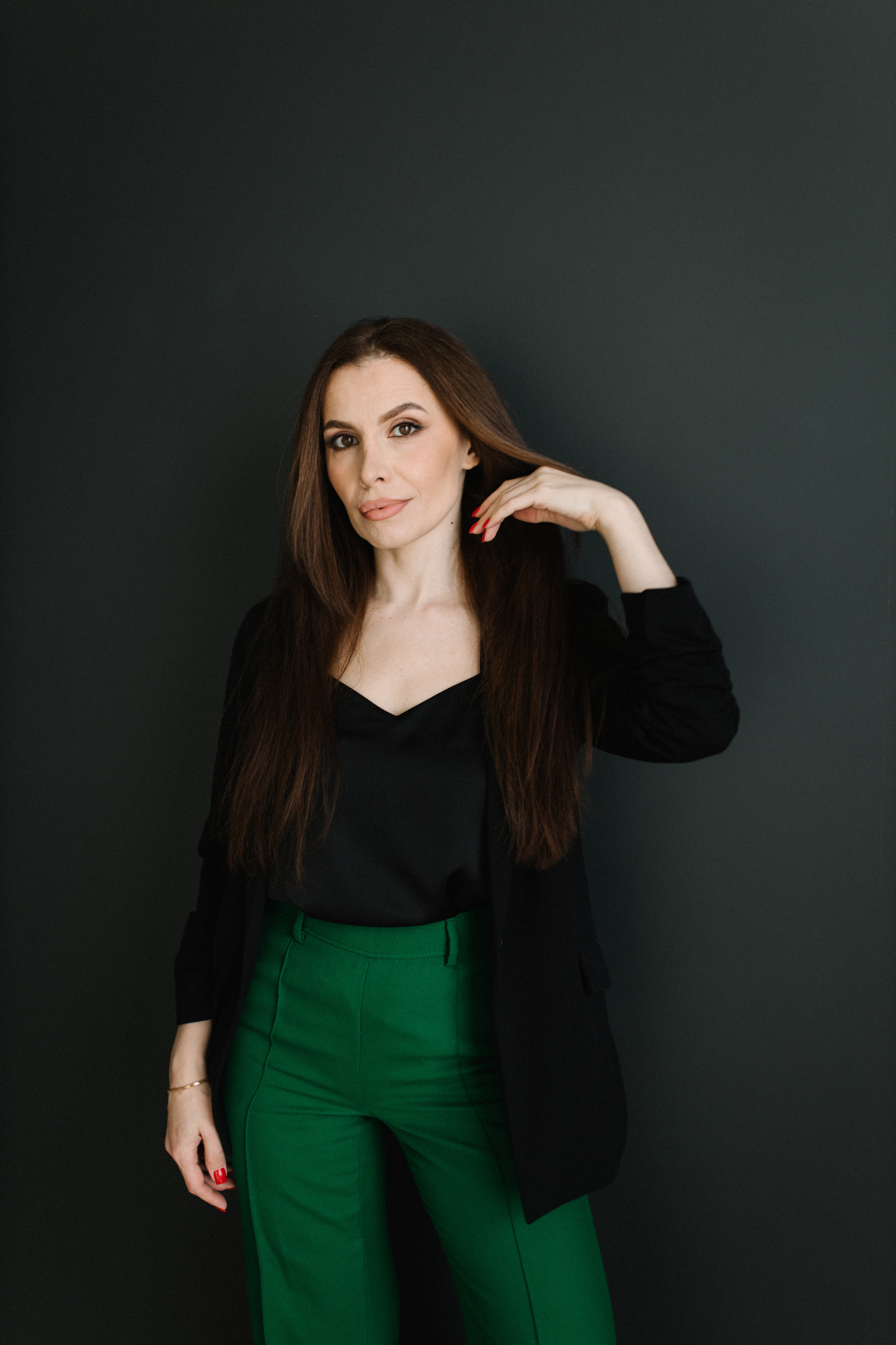 Инструктор по маникюру. Фотограф Краснодар Юлия Бураченко Свадьбы Репортаж Семейные Индивидуальные съемки