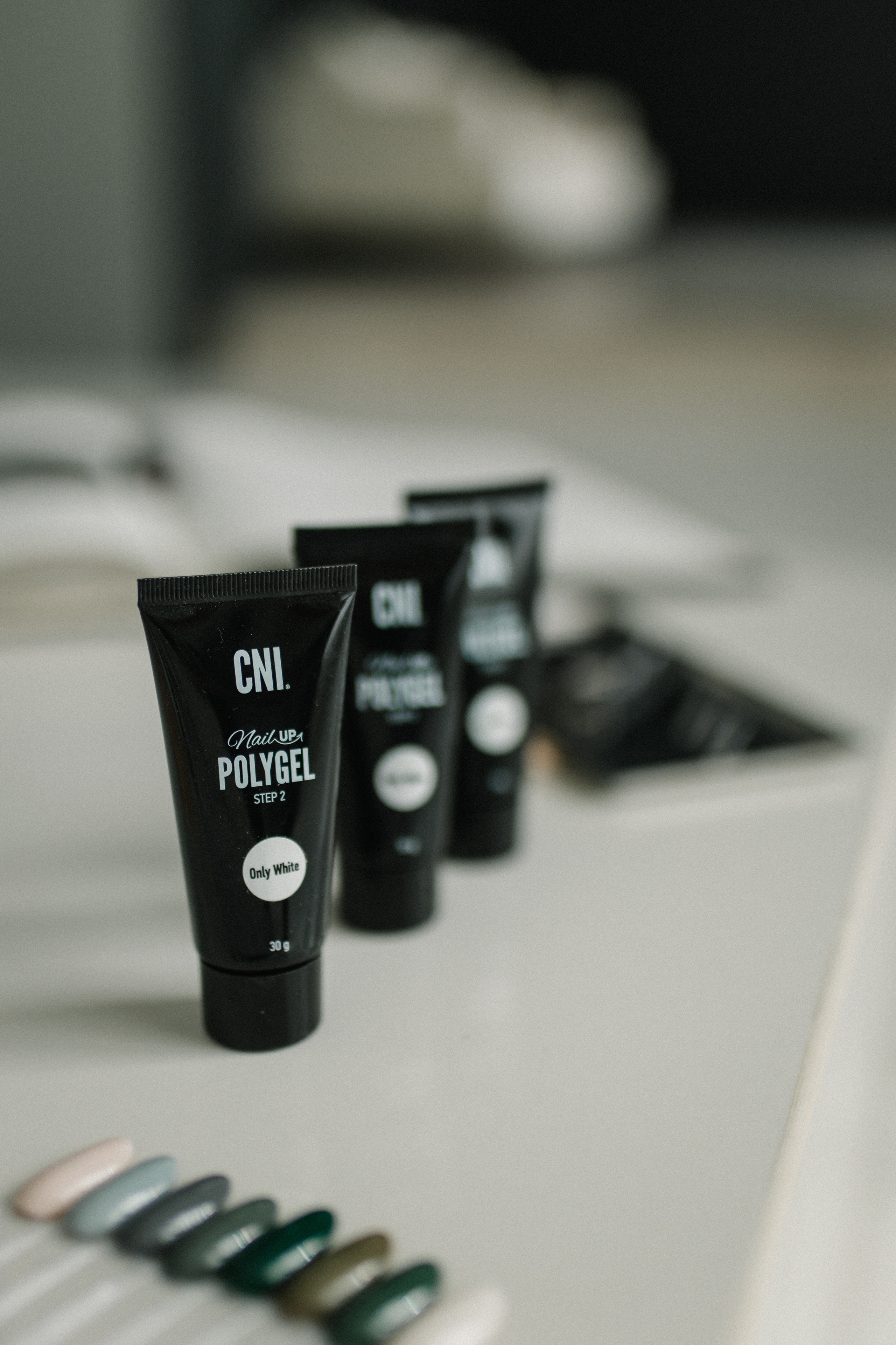 Инструктор по маникюру. Фотограф Краснодар Юлия Бураченко Свадьбы Репортаж Семейные Индивидуальные съемки