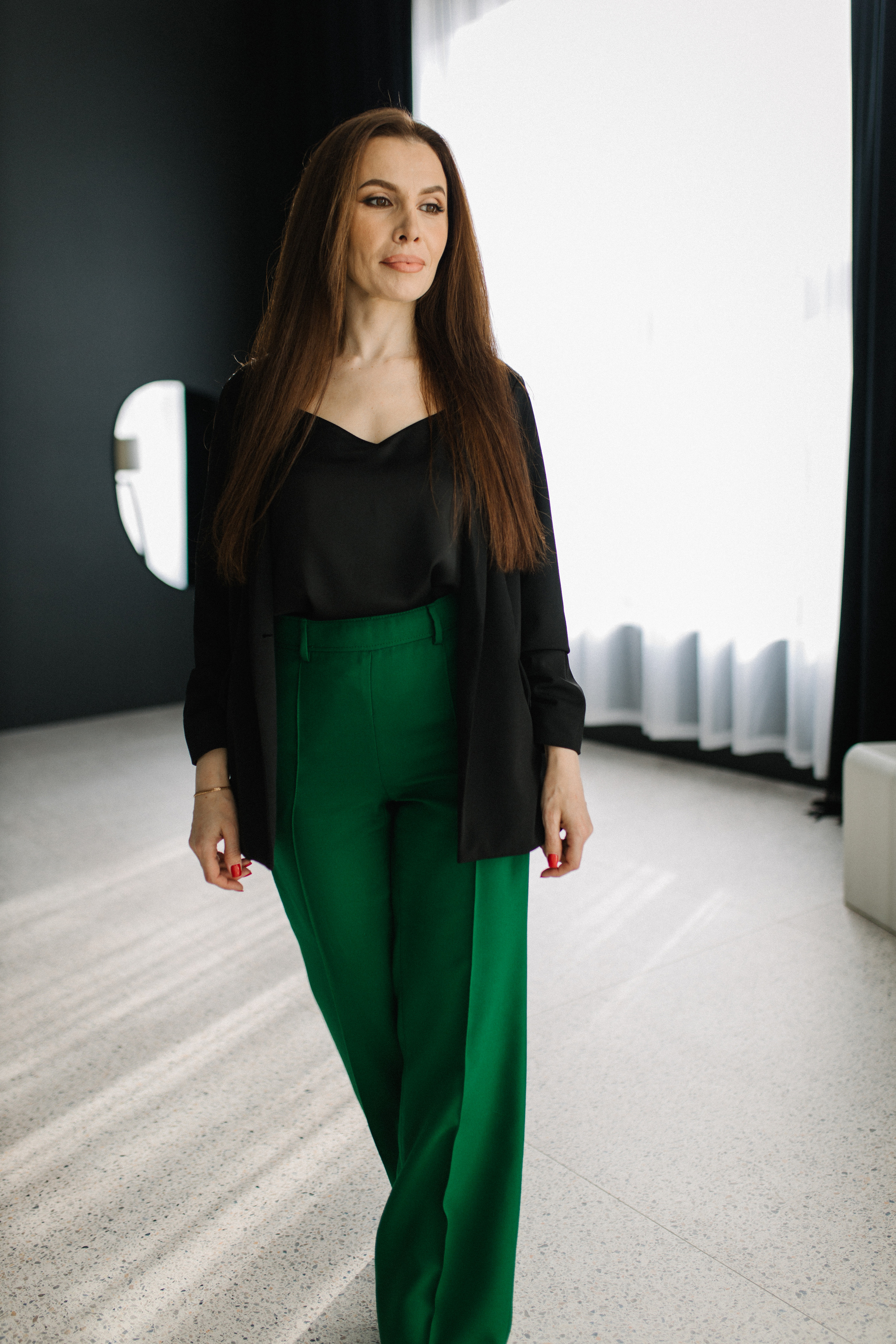 Инструктор по маникюру. Фотограф Краснодар Юлия Бураченко Свадьбы Репортаж Семейные Индивидуальные съемки