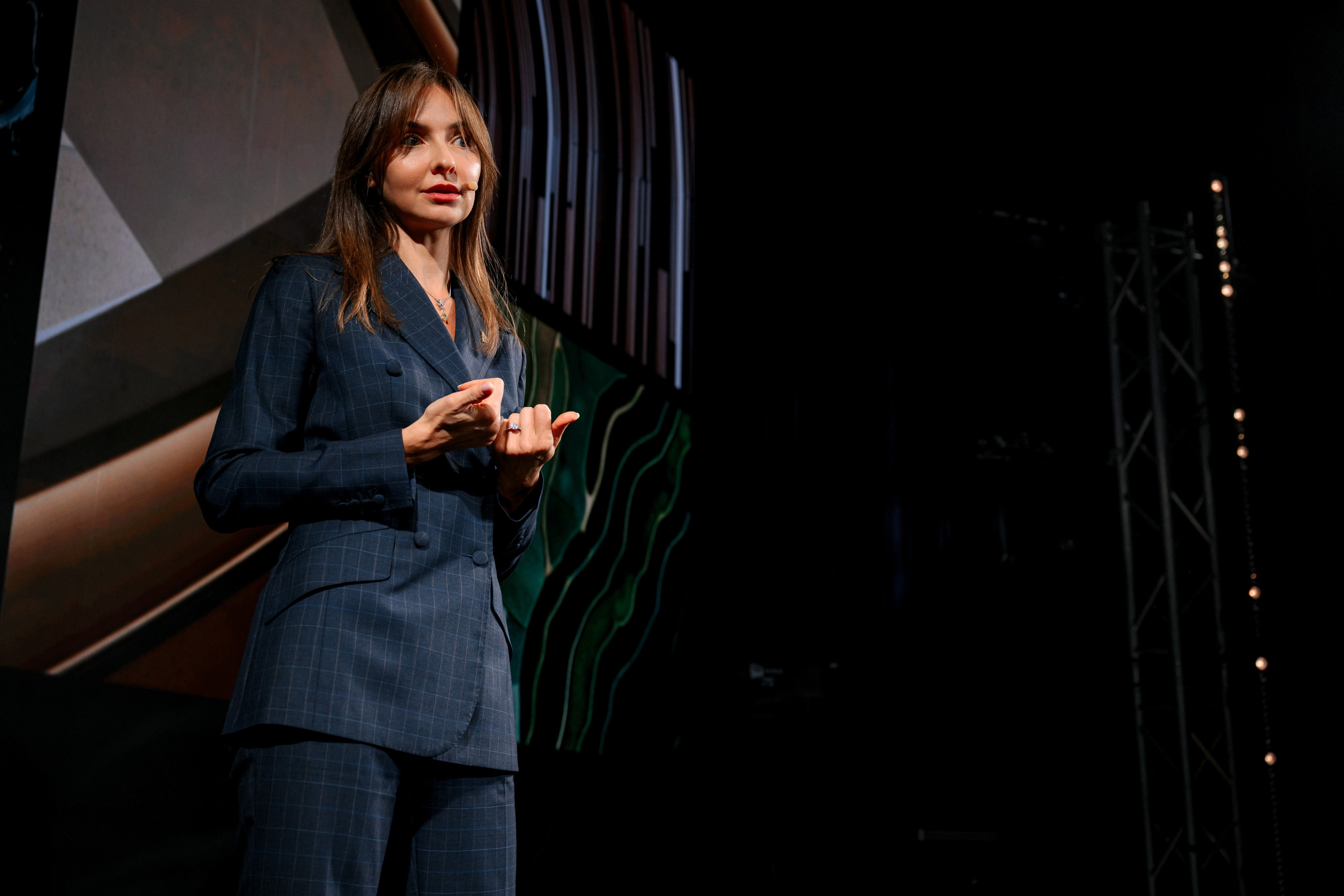 Атлас Девелопмент. Максим Комаров — Профессиональный фотограф