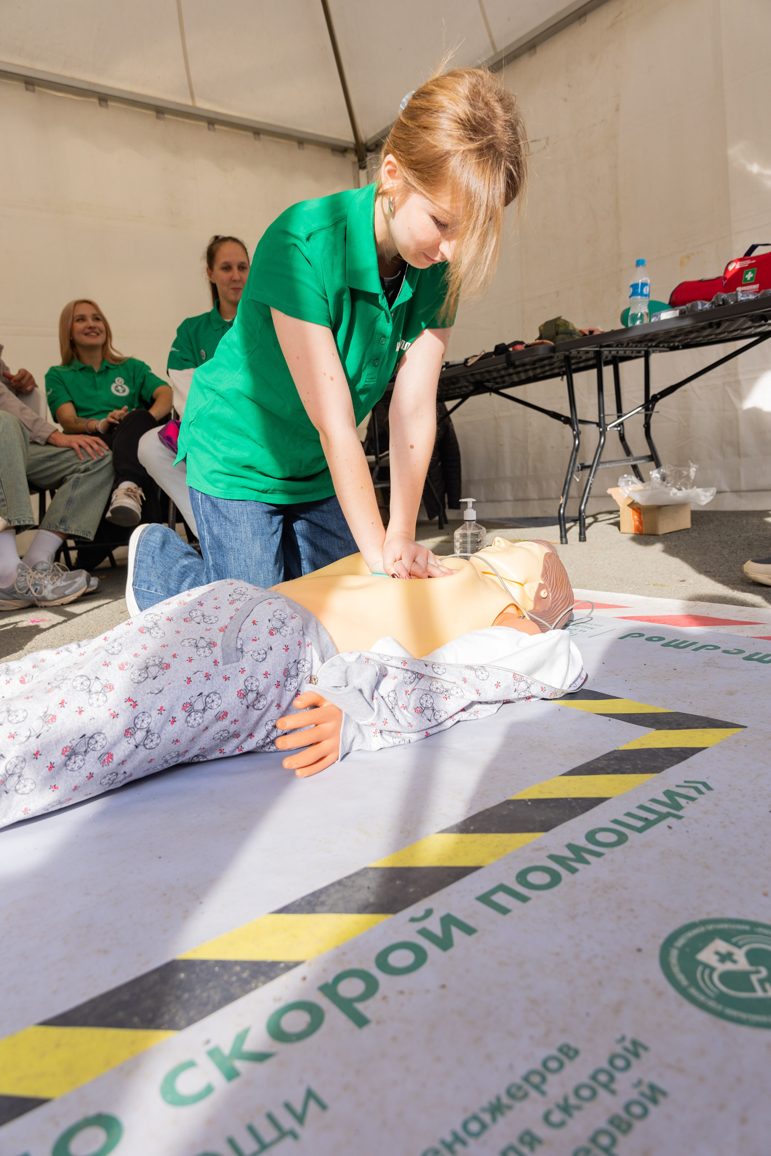 Олимпиада Первой помощи. Выпускные альбомы во Владивостоке