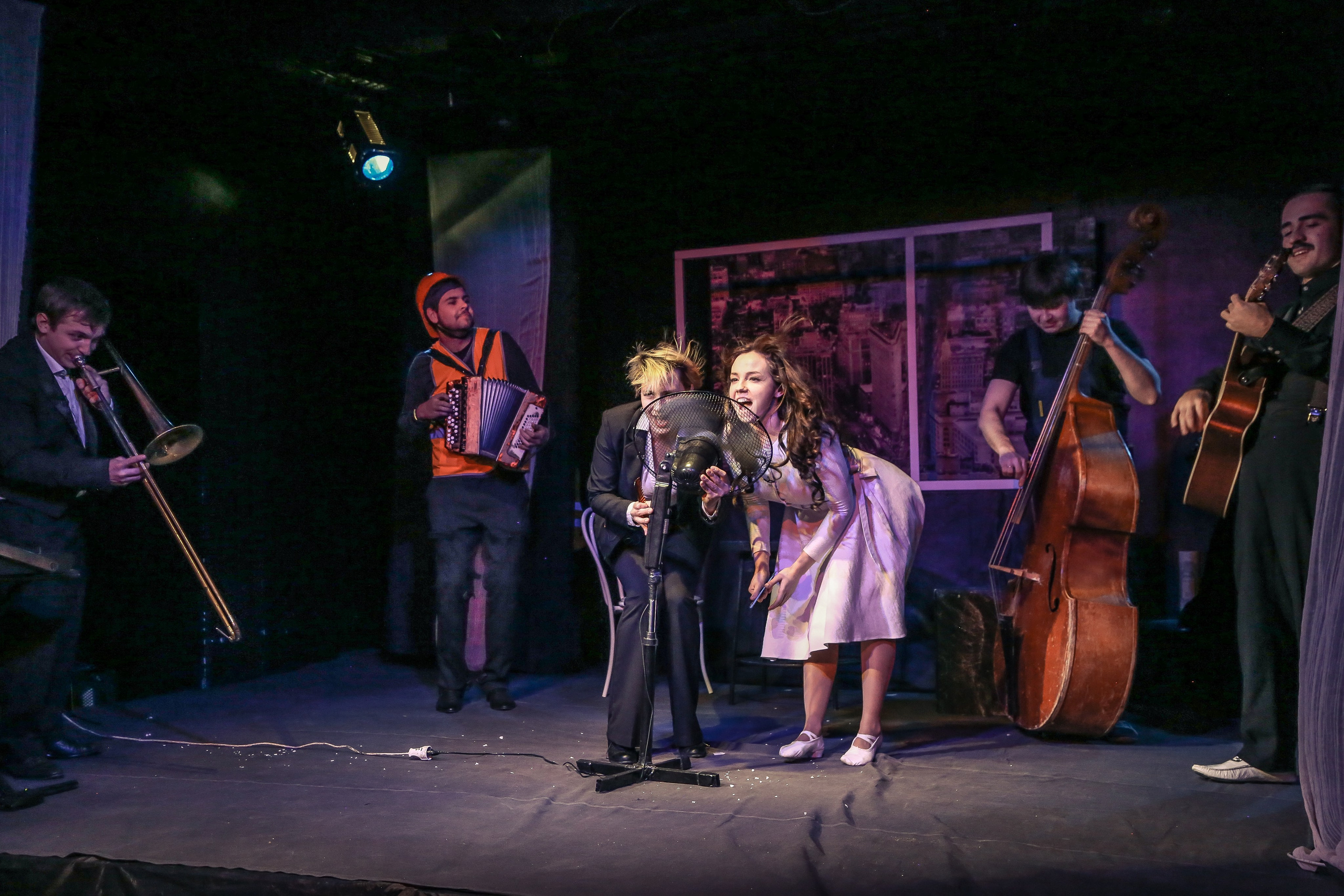 Спектакль «Саундтрек» в Доме актера. Дарья Письменюк / Darya Leitstern — фотограф, музыкант, журналист, путешественник