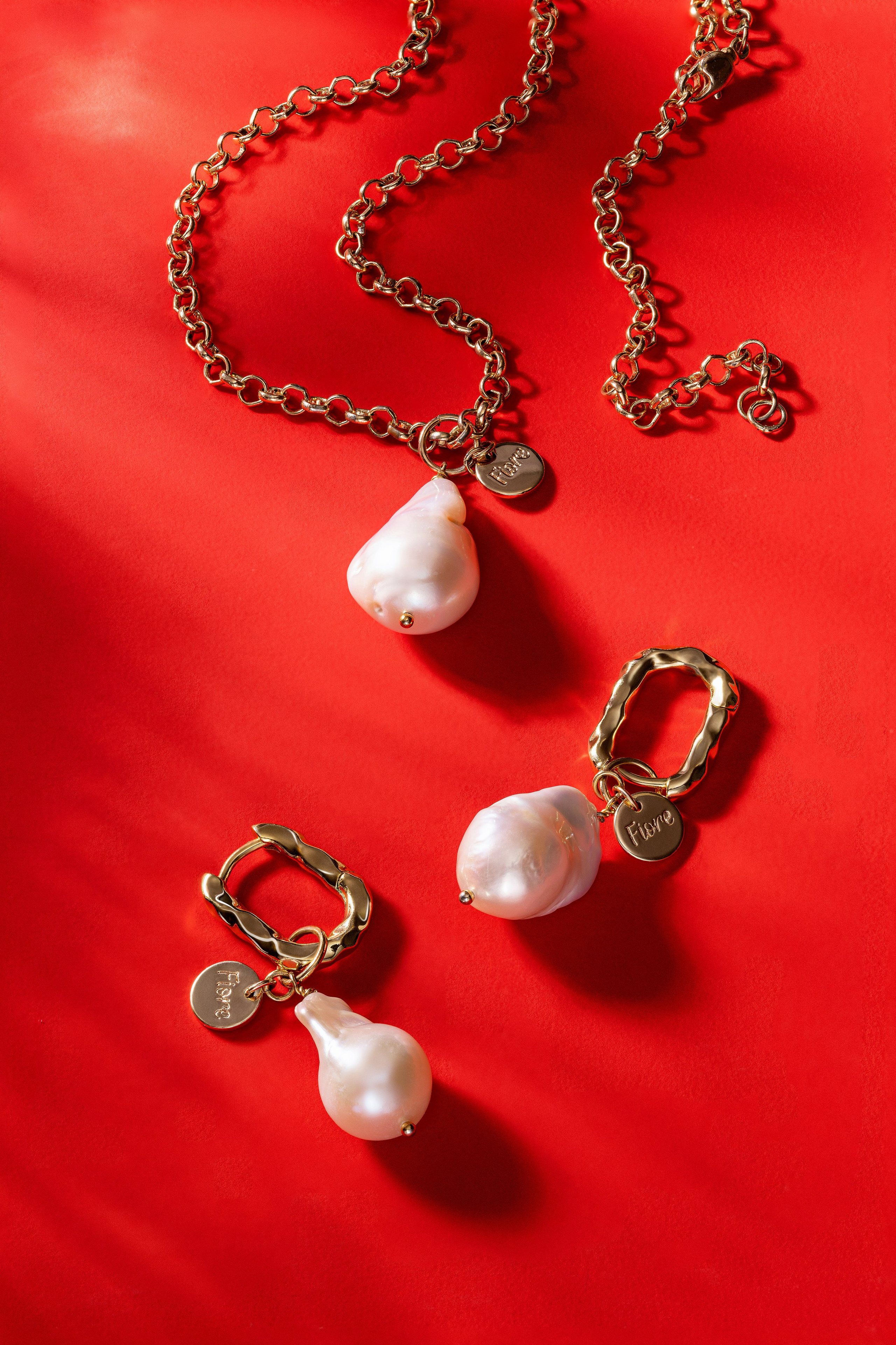 Украшения творчество. Предметная фотосъемка в Москве. Предметная фотостудия Москва