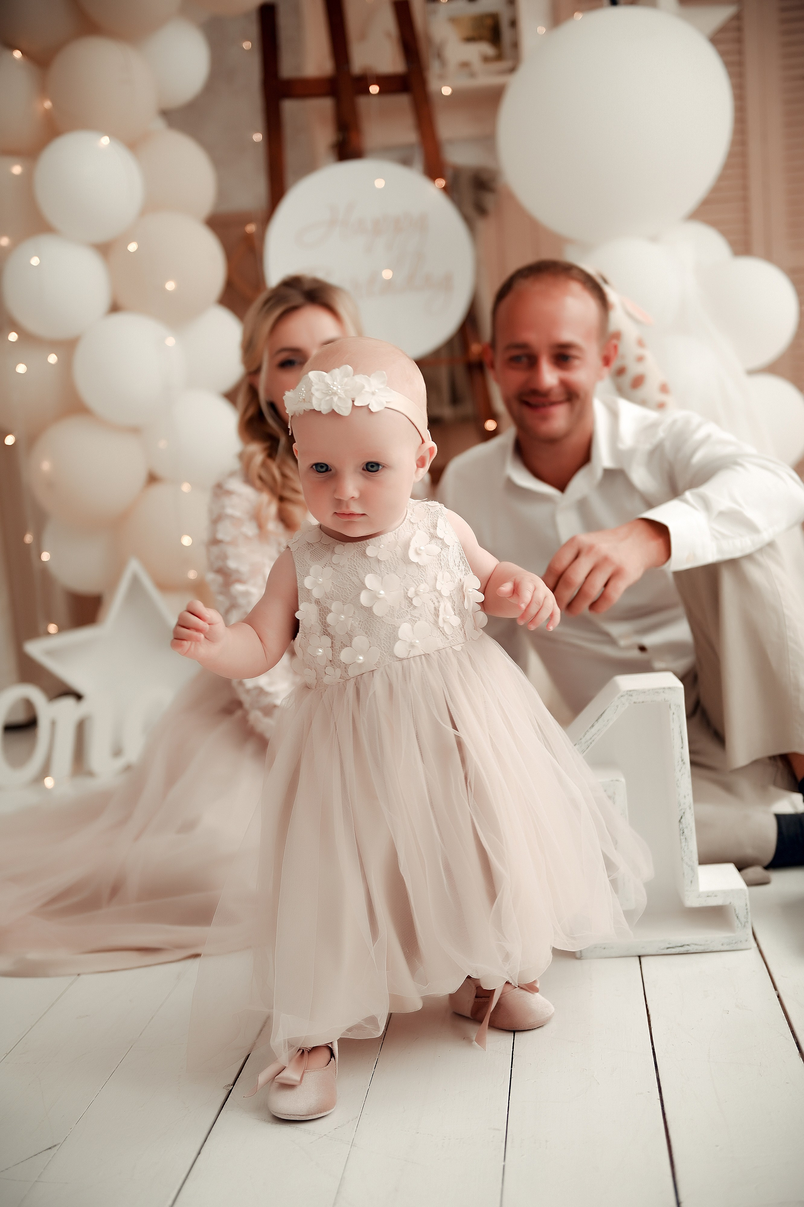 Семейная на 1 годик. Свадебный, семейный, детский, контент фотограф в Омске Максим Ильин