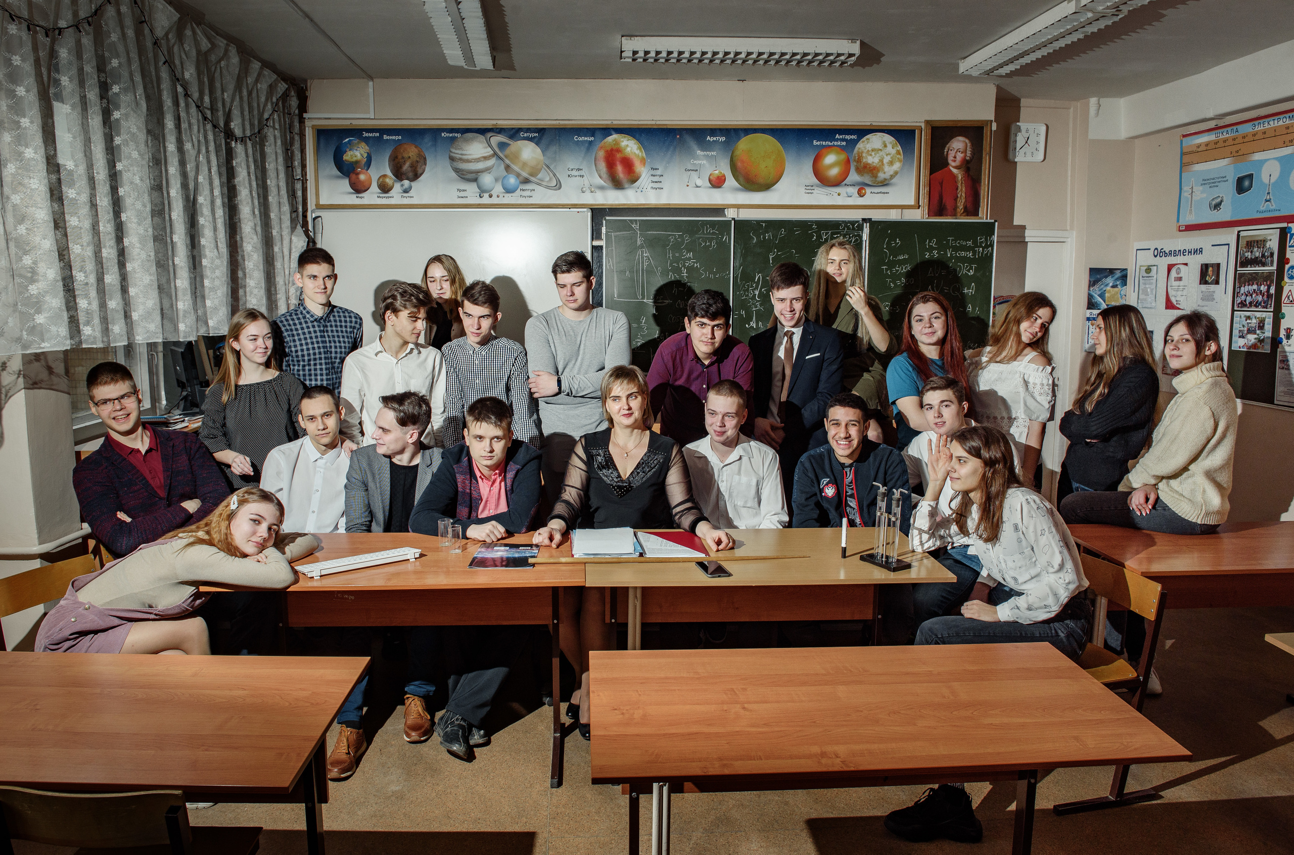 34 школа, выпускной 11а класс. Спасибо за проявленный интерес к моему творчеству! Меня зовут Россохат