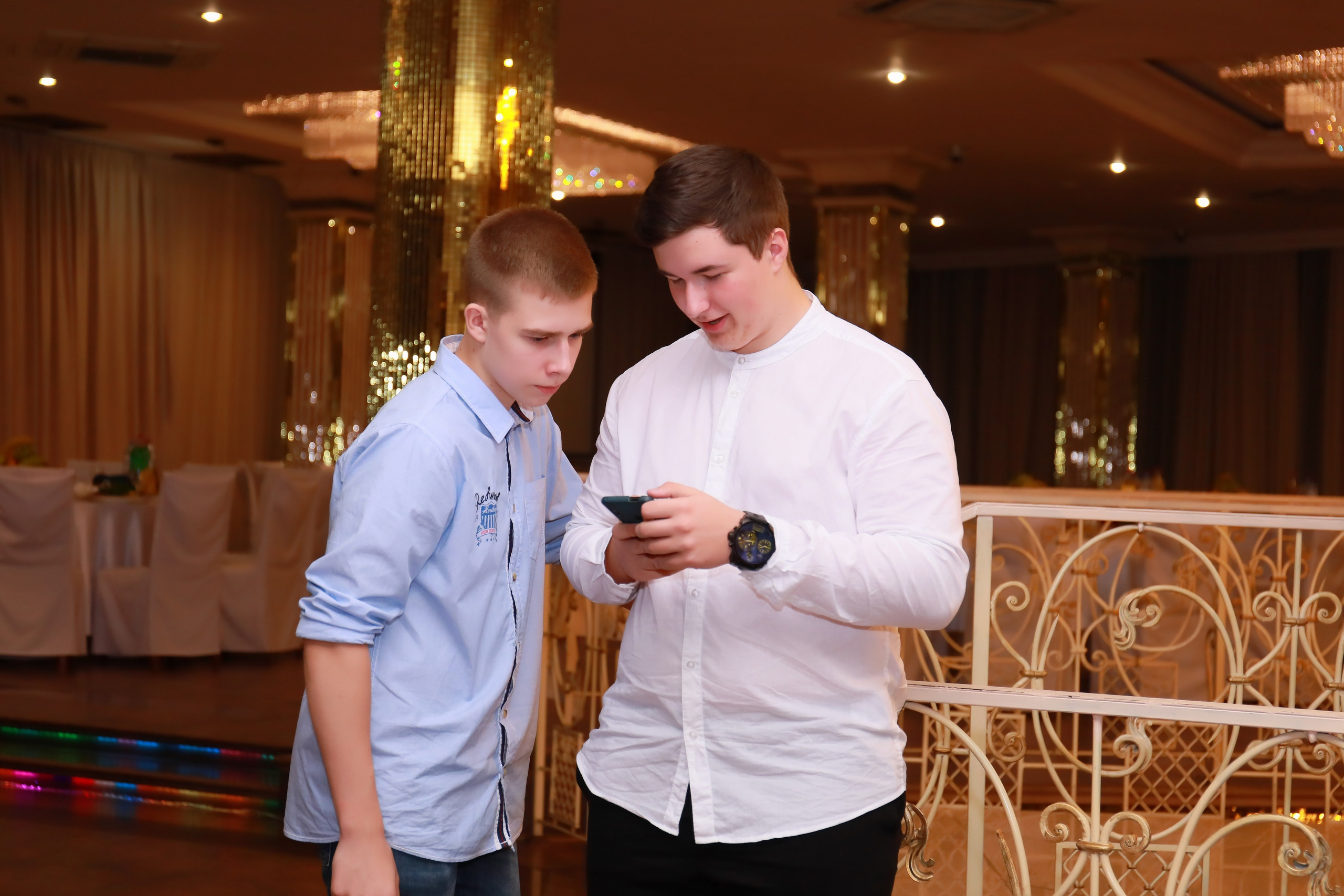 Champagne, банкетный зал. Детский семейный фотограф Краснодар