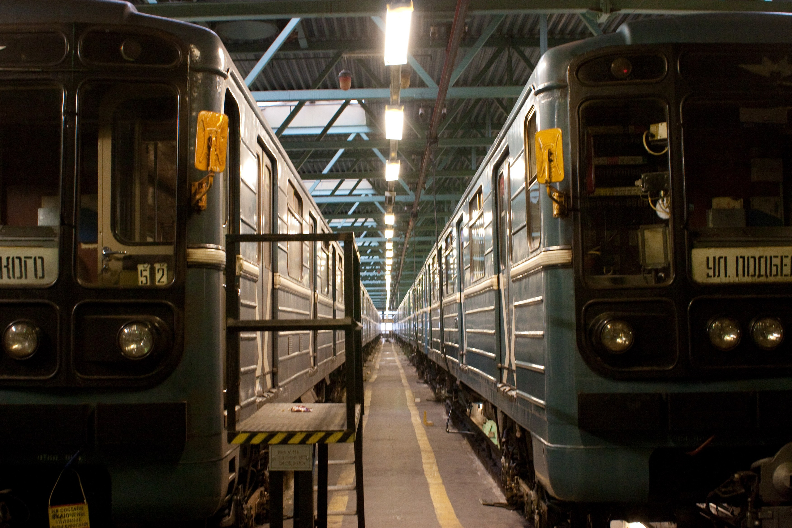 Место где чинят поезда. Электродепо «Черкизово», образца 2010 года. Илья Михачёв Фотограф ПРО людей