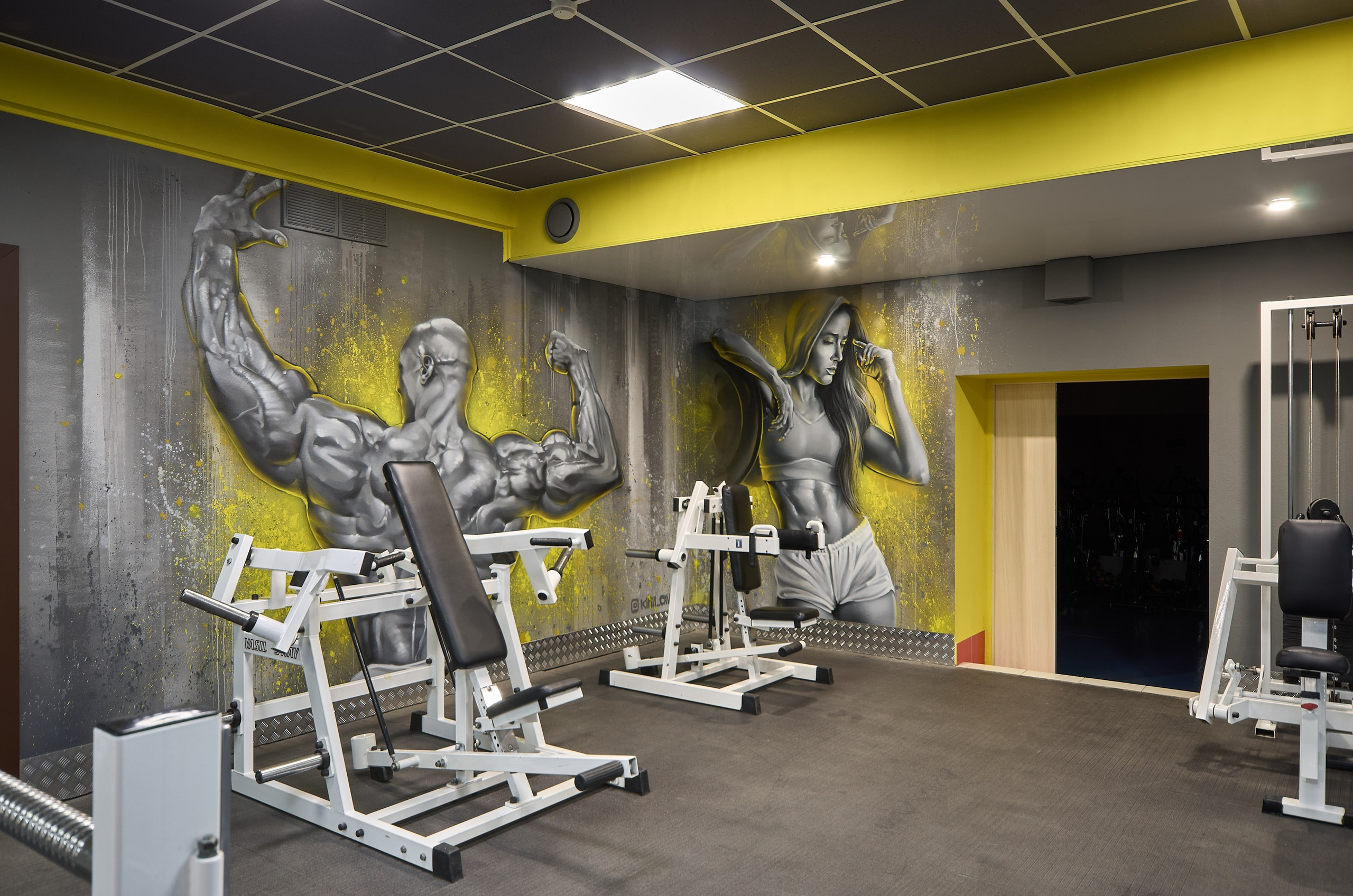 Тренажерный зал «Форум фитнес». Абросимов Лев интерьерный и архитектурный фотограф