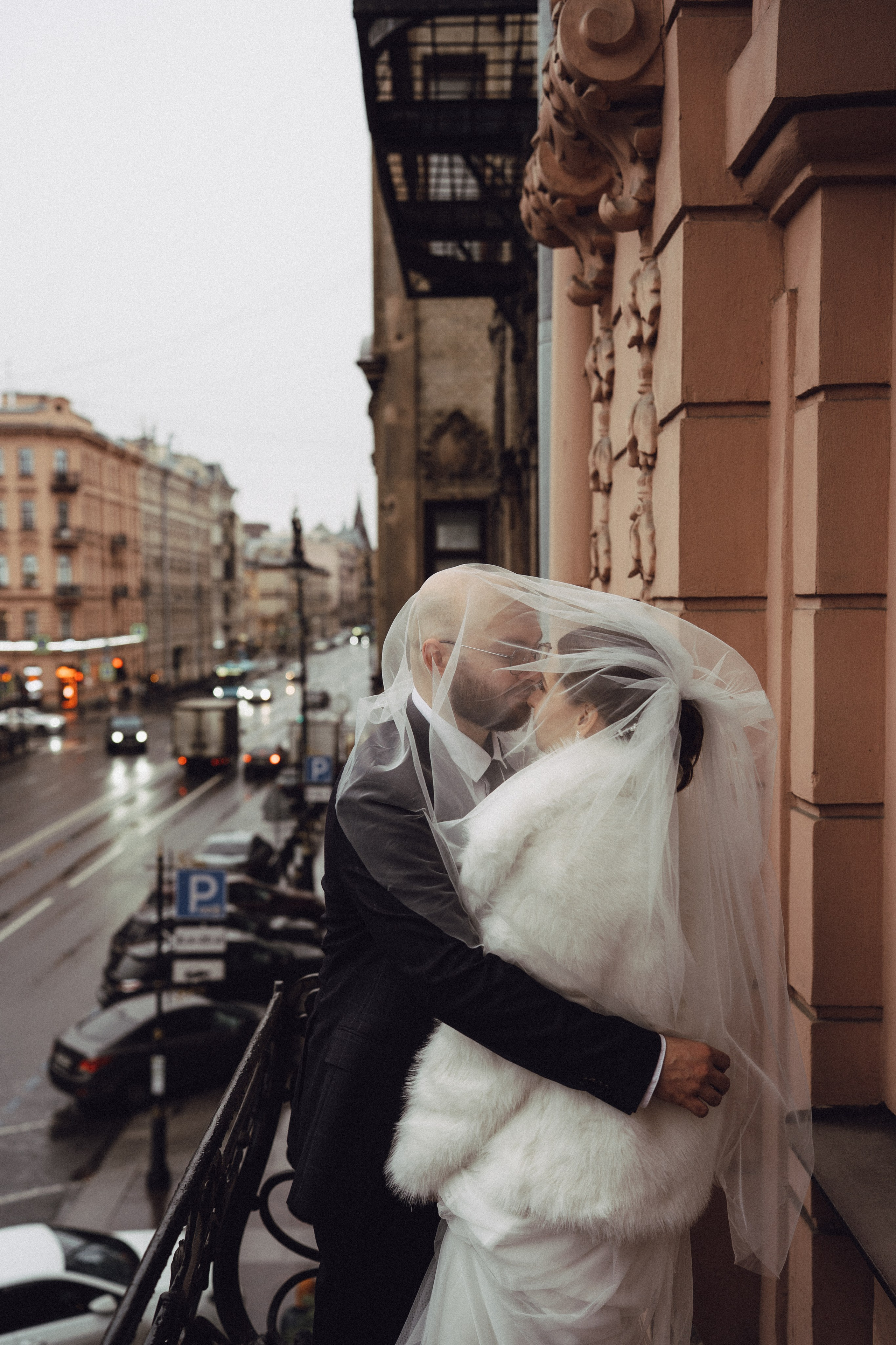 СВАДЕБНАЯ СЬЕМКА ВО ВТОРОМ ДВОРЦЕ (ДЕКАБРЬ) ТАКЖЕ СЬЕМКА В СТУДИИ НА ЧЕРНЫШЕВСКОЙ. Профессиональный фотограф, Санкт-Петербург — Виктория Богомолова