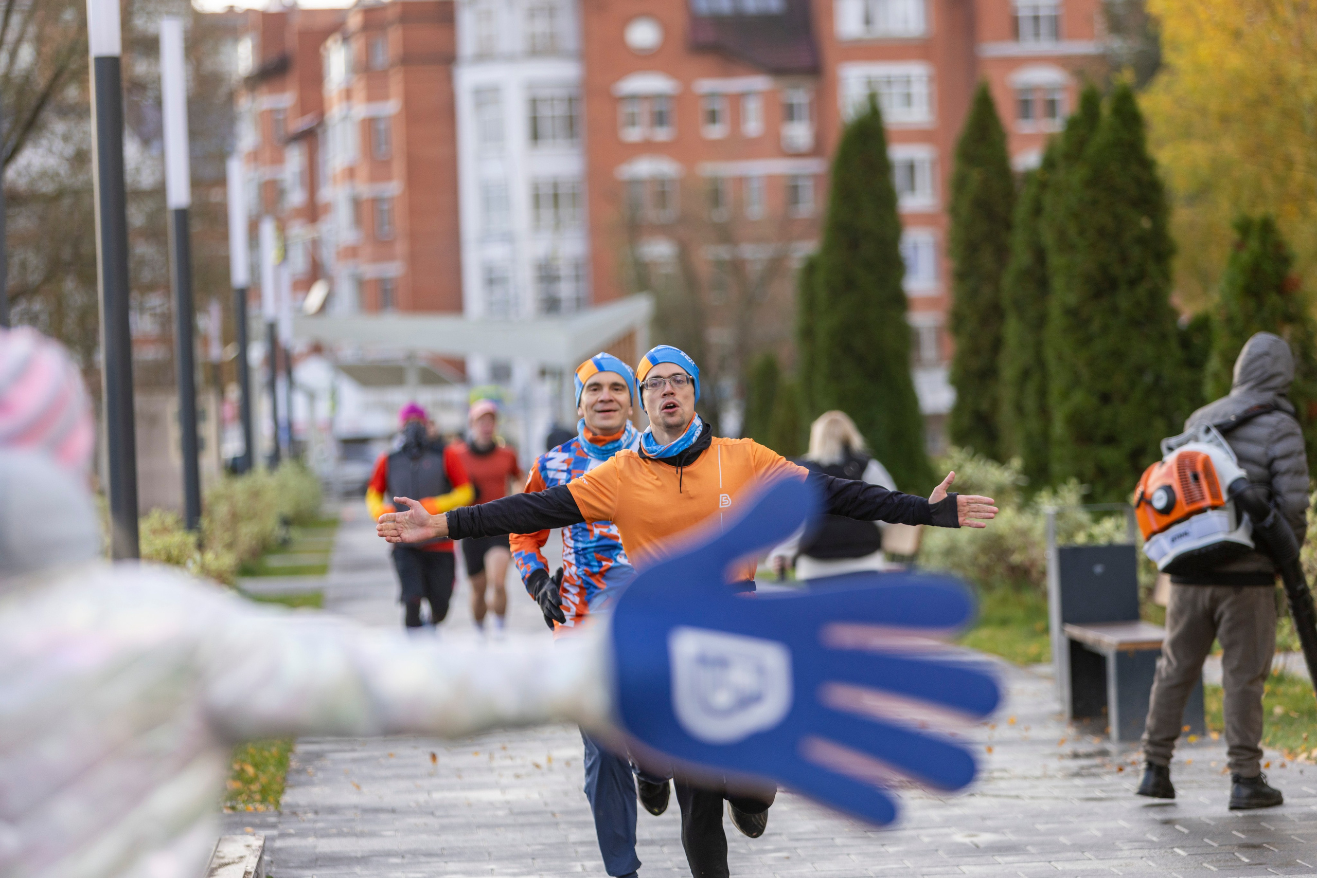 5 вёрст в городском парке Лобня 18.10.25. Фотограф Сергей Ловкий