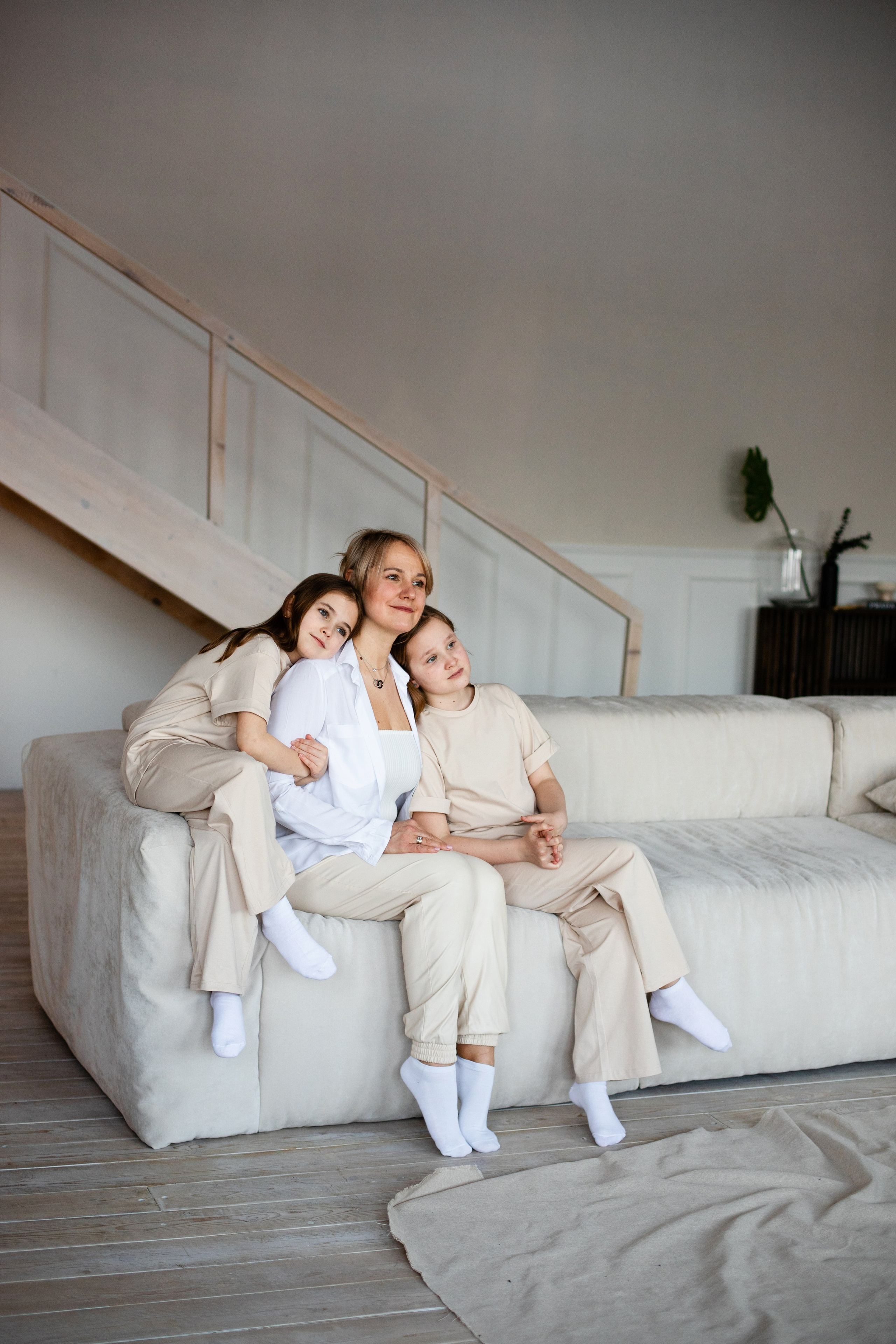 Мамины дочки (Ольга и девочки). Семейный фотограф в Красноярске Наталья Алина