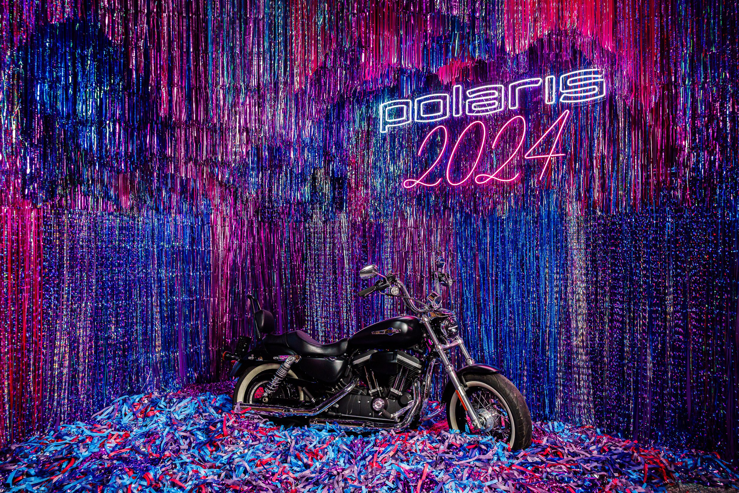 Новый год в стиле глэм-рок. Kirillova Studio — мастерская декора и событий Юли Кирилловой