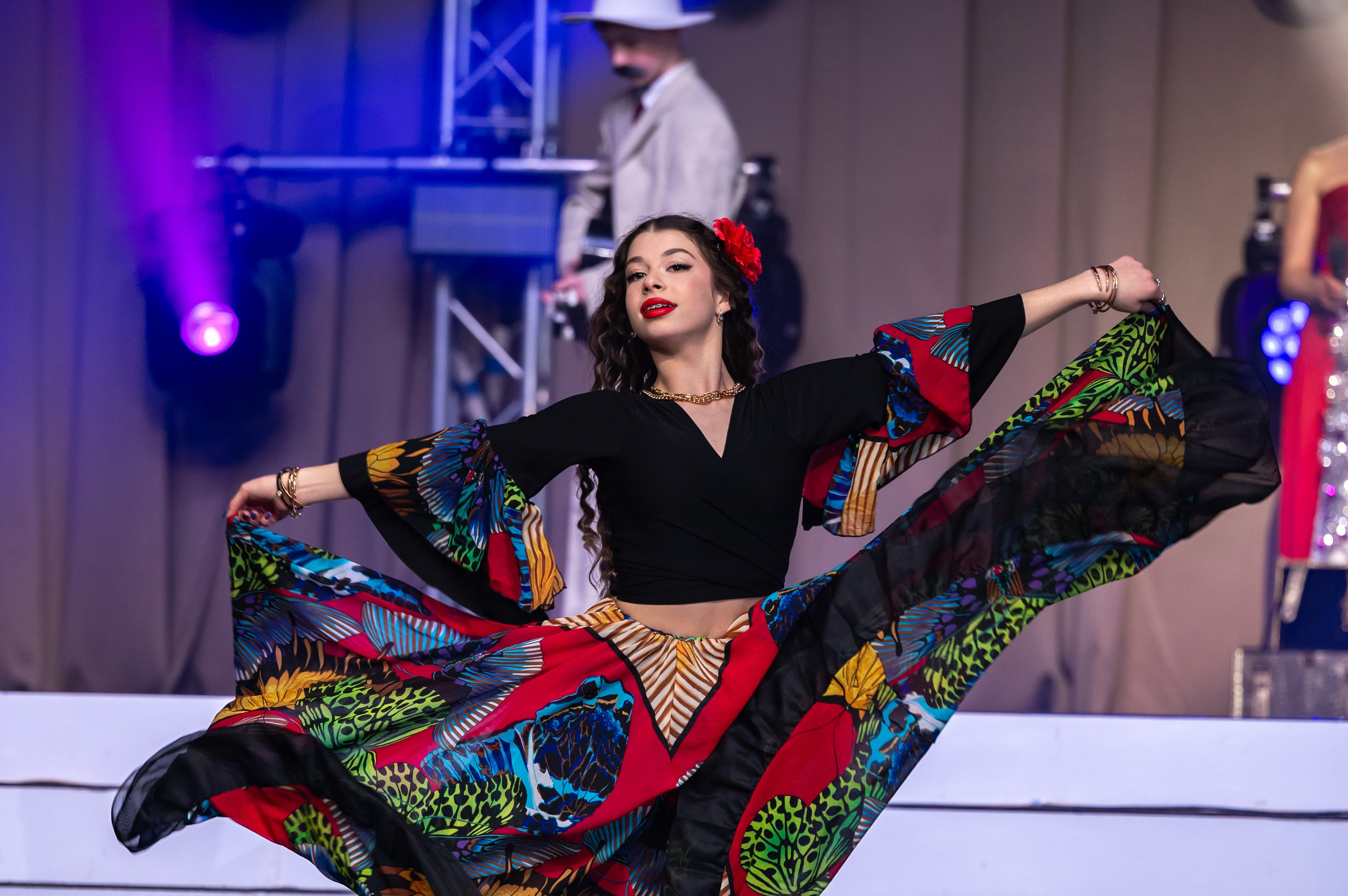 SL Новогодний отчетный концерт 2024/2025. Спортивный фотограф в Туле и Тульской области. Файсханова Фото Спорт