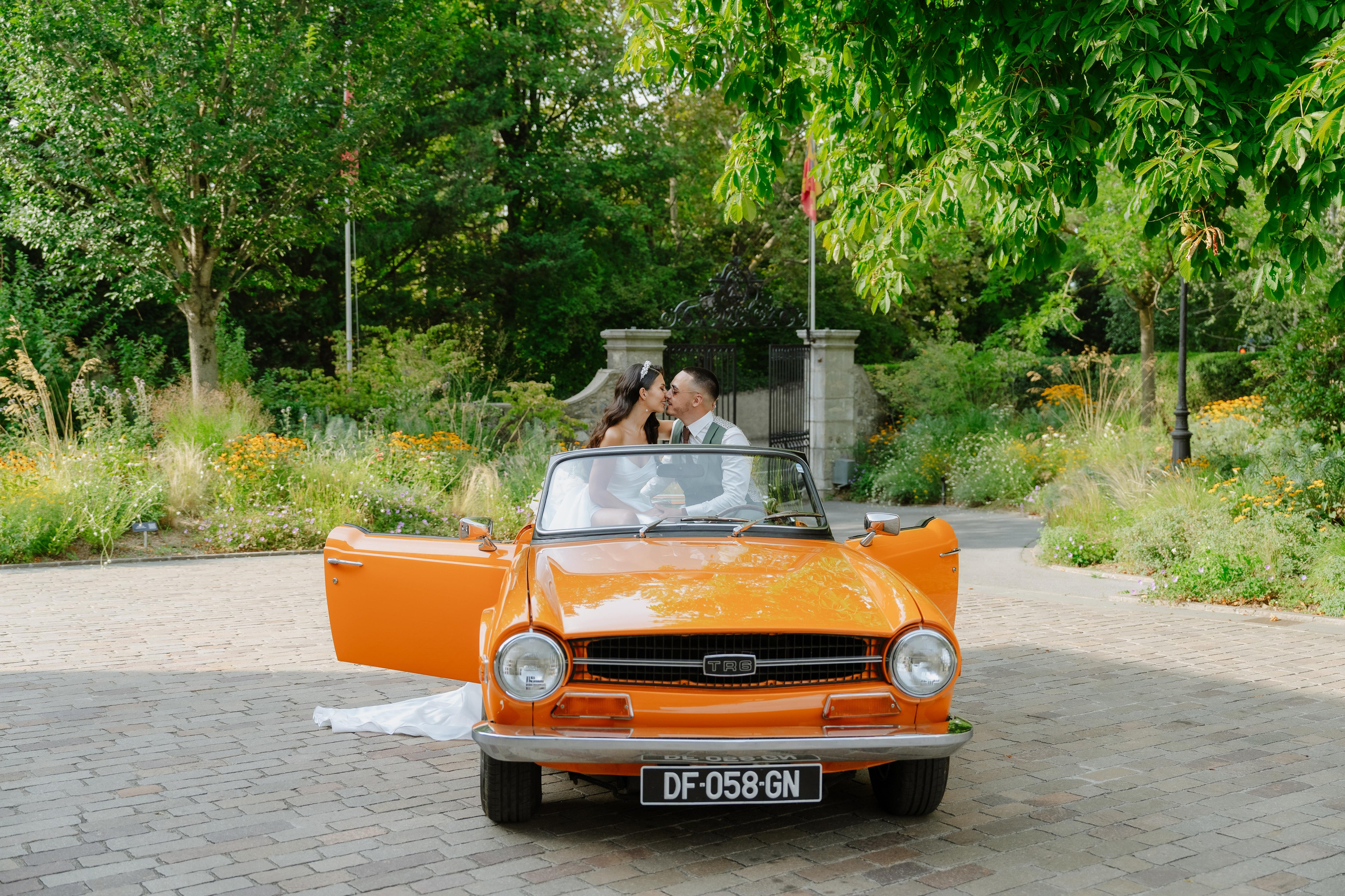 Wedding Photographer Switzerland Geneva Europe. Professional Wedding Photographer Geneva & Romande Switzerland | Tanya Creator