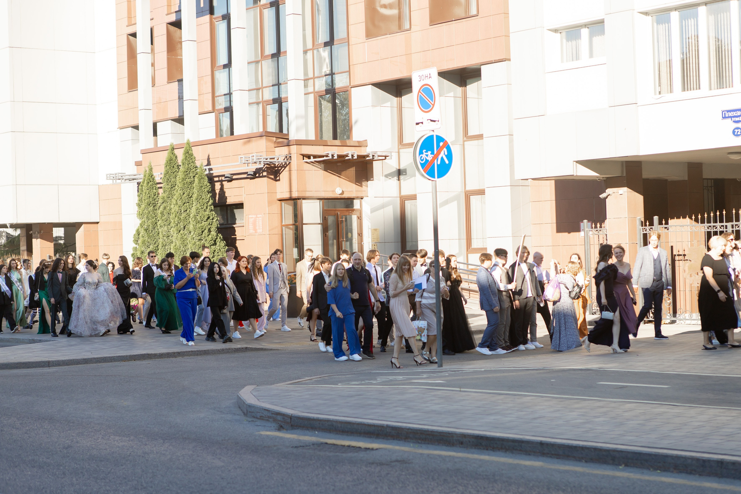 Выпускной Гимназия 12 2024 г. Свадебный и портретный Фотограф в Липецке Дмитрий Котюков