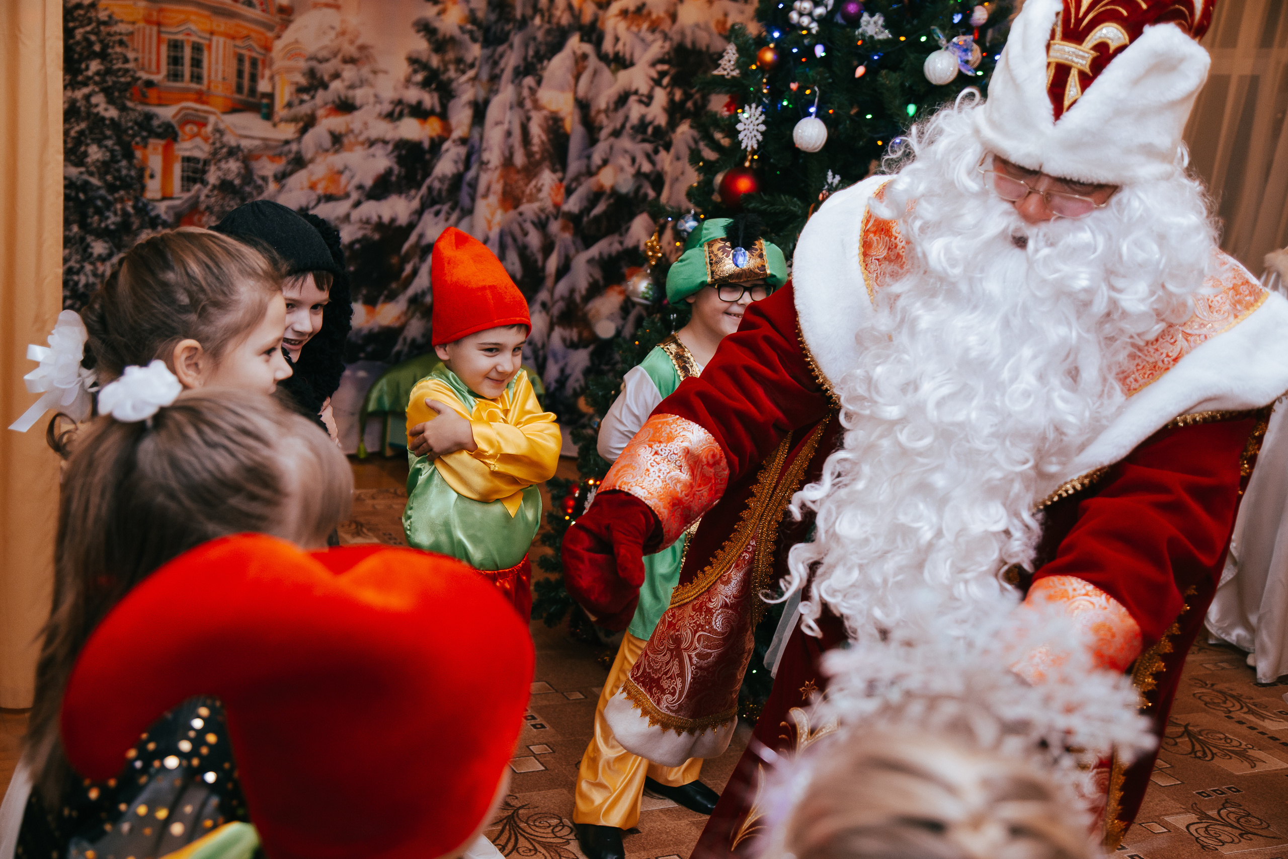 Новый год в саду. Свадебный Семейный Репортажный фотограф в Москве