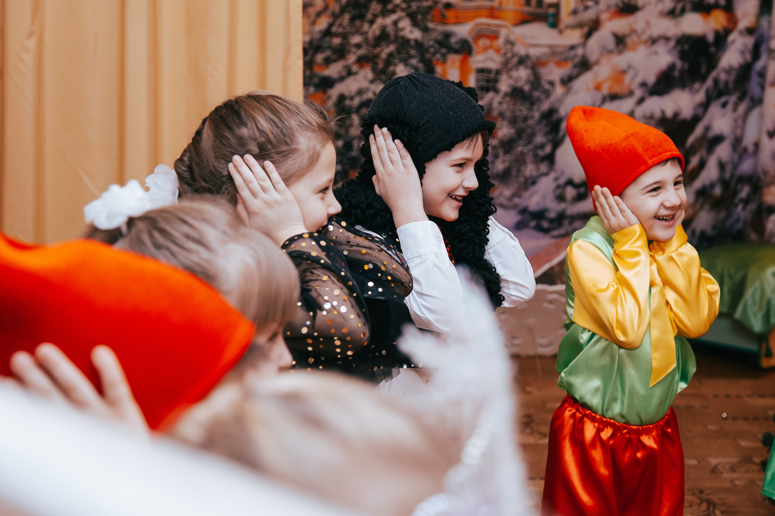 Новый год в саду. Свадебный Семейный Репортажный фотограф в Москве