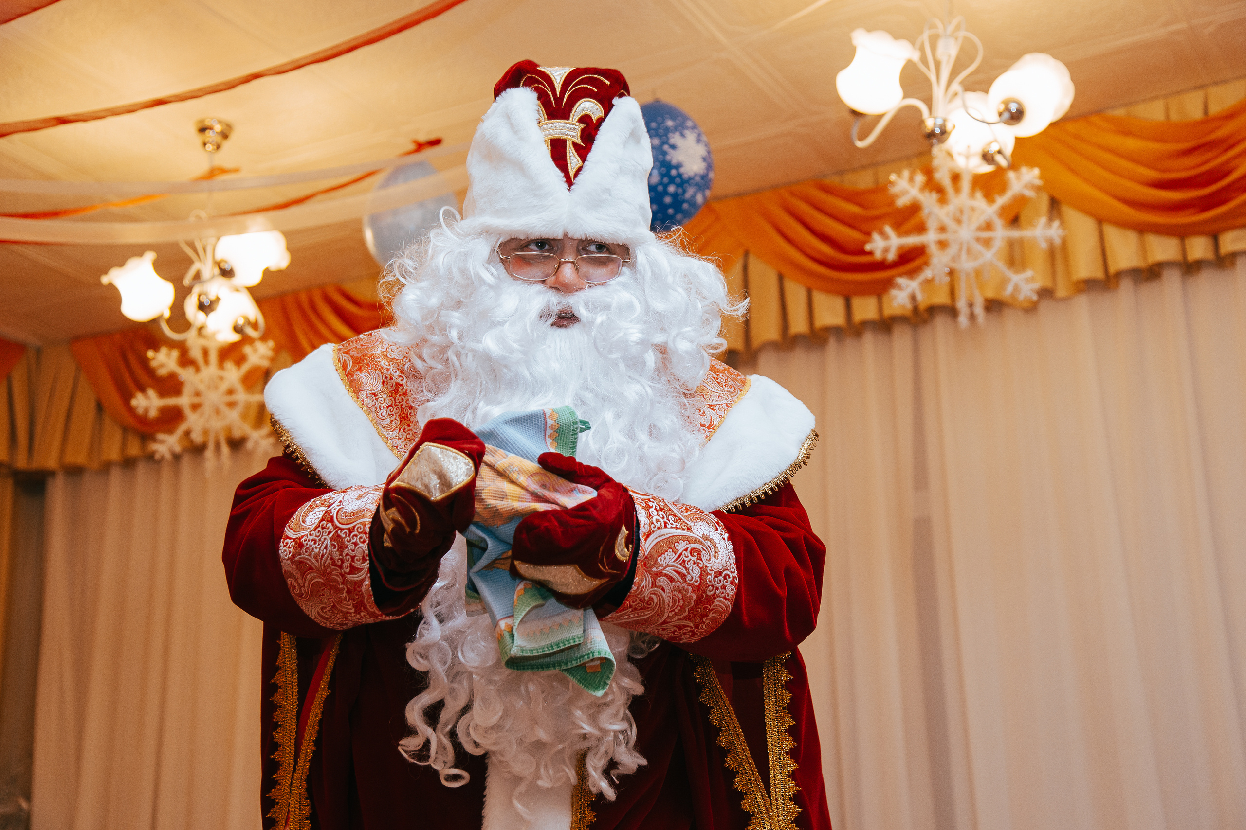 Новый год в саду. Свадебный Семейный Репортажный фотограф в Москве