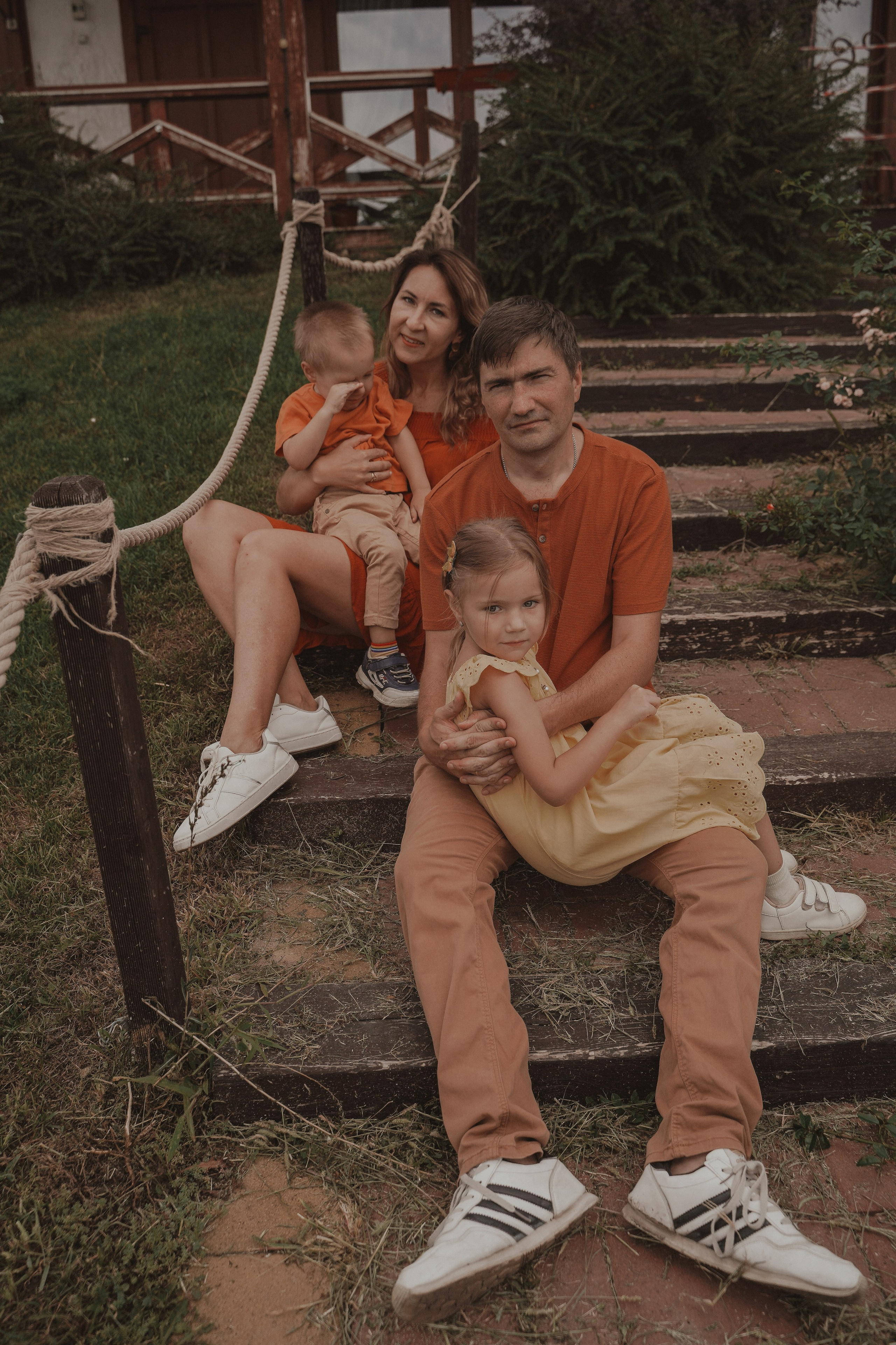 Семейная фотосессия в Немецкой деревне. Семейный и женский фотограф в Краснодаре Анастасия Приймак