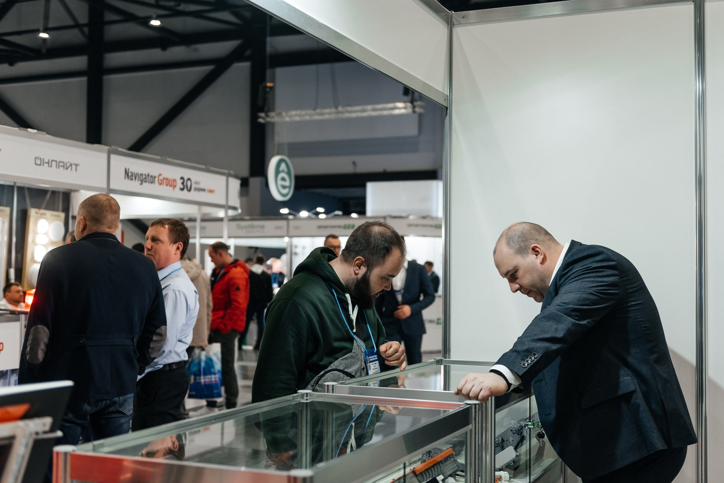 Репортажная съёмка на форуме ЭТМ. Свадебный фотограф в Санкт-Петербурге Венера Ахметова