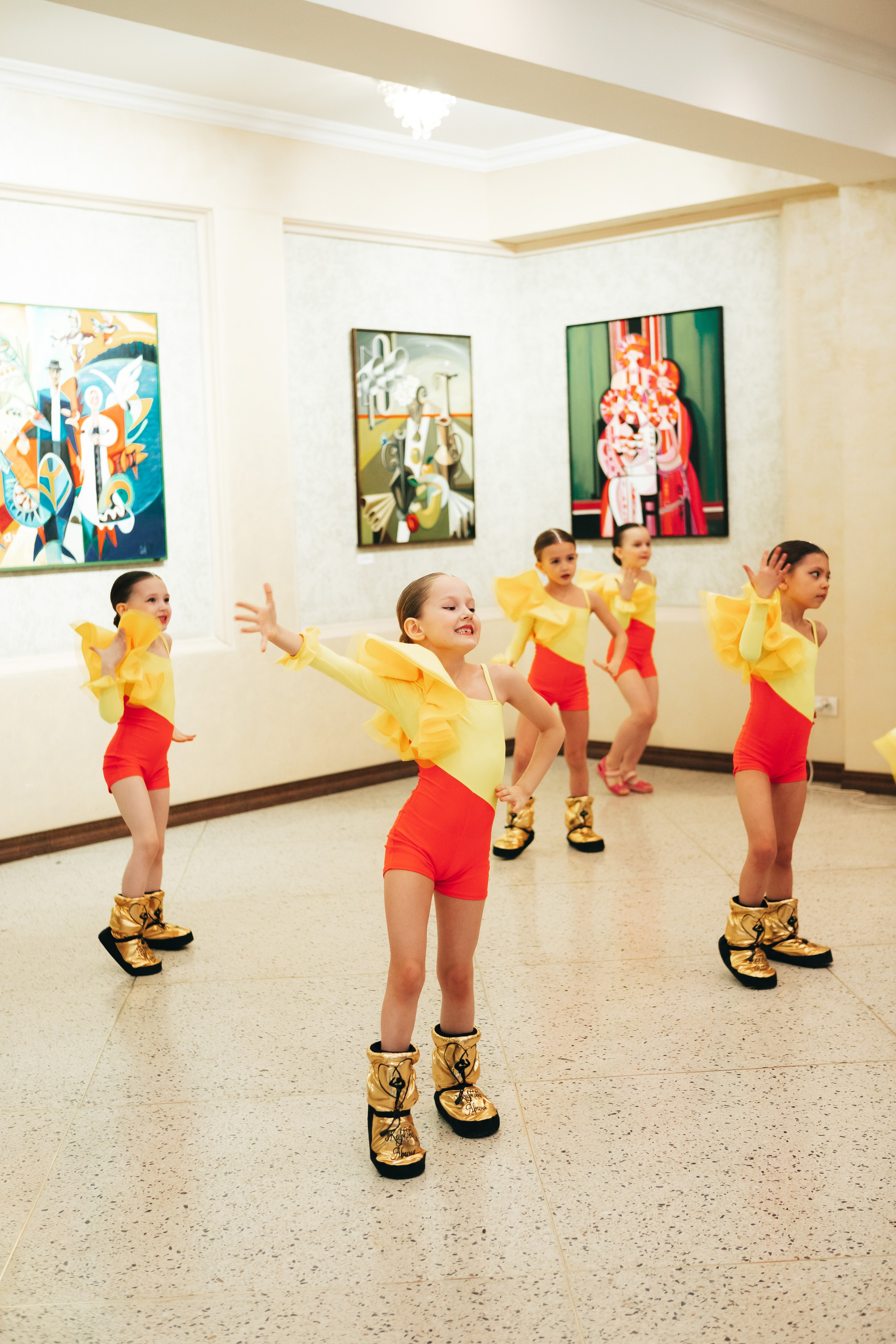 Антигравитация 2025. Семейный и детский фотограф в г. Новосибирске Макеева Анастасия