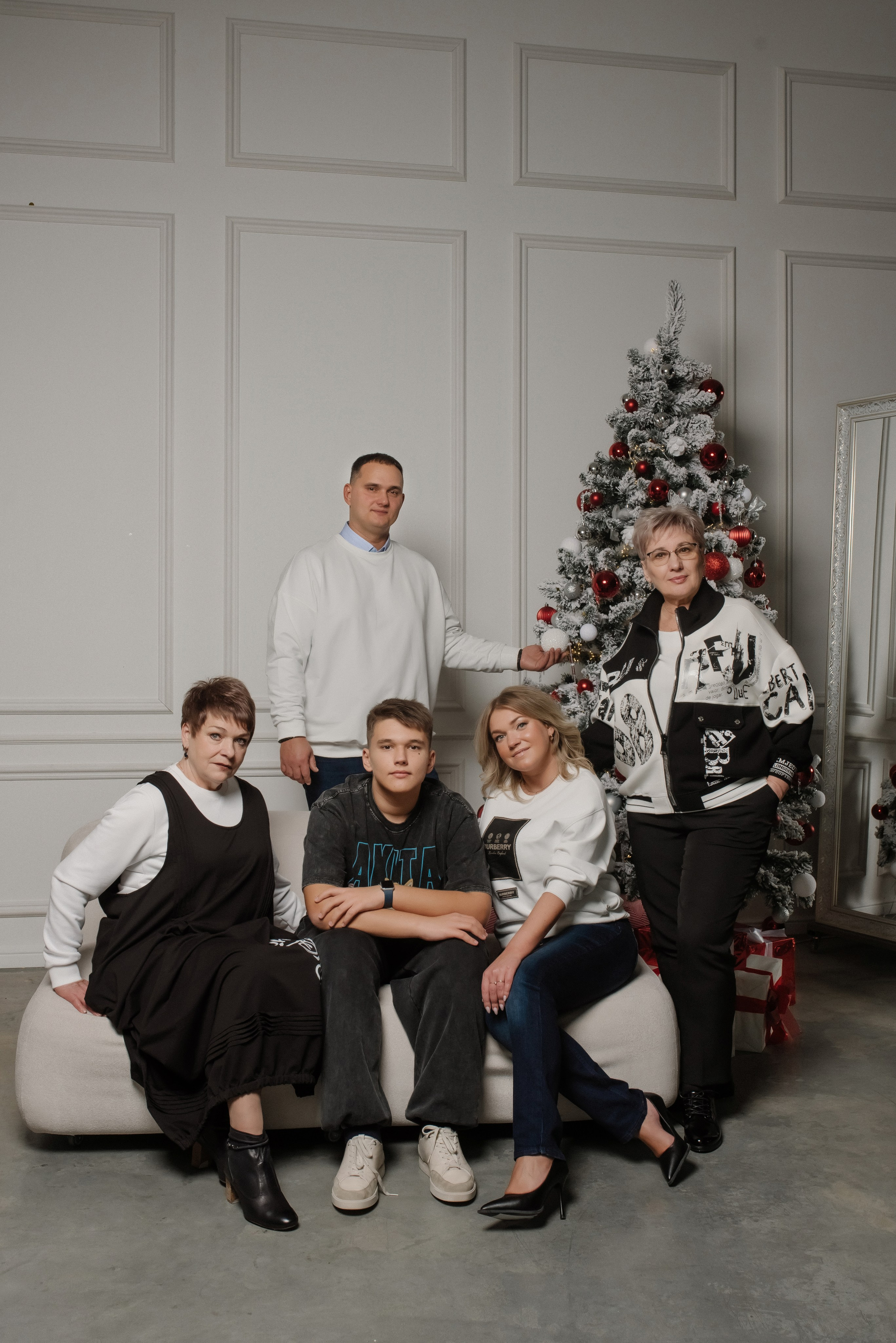 Семейная фотосессия: фотосессия с детьми и съёмка беременности