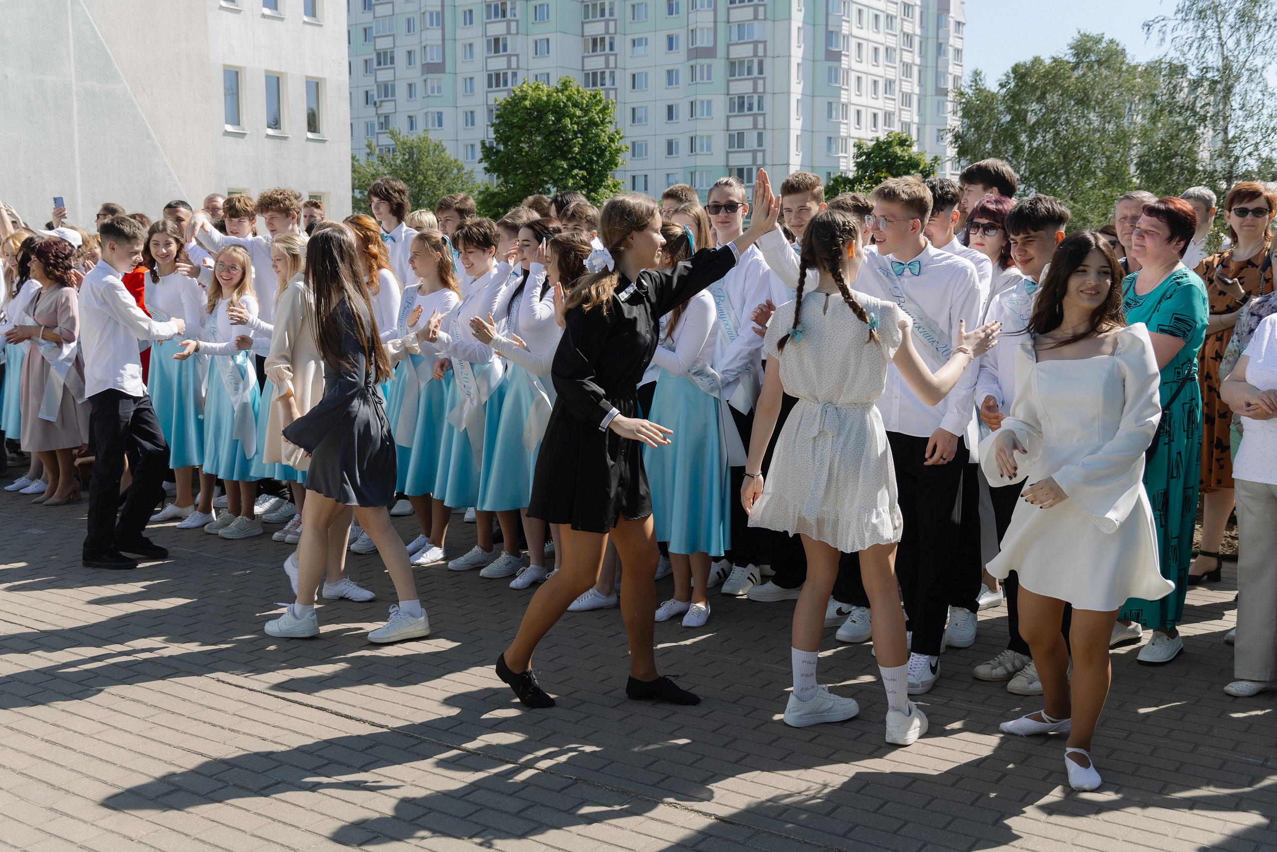 Последний звонок 2024. Свадебный фотограф в Минске/Беларуси Сергей Спиридонов