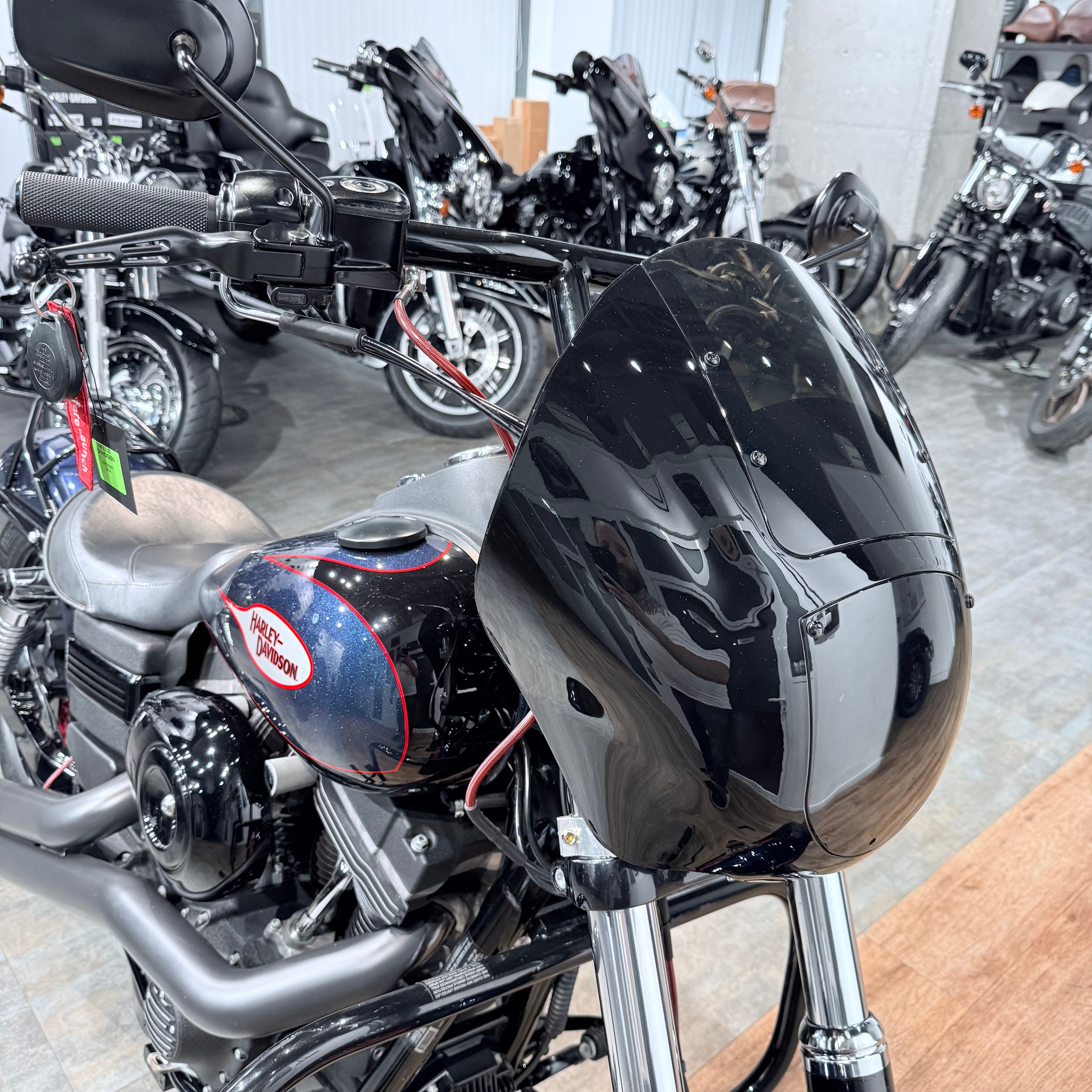 2013 Street Bob АВS Сlub-Style Blue. Hello Davidson, Москва. Только хорошие мотоциклы…