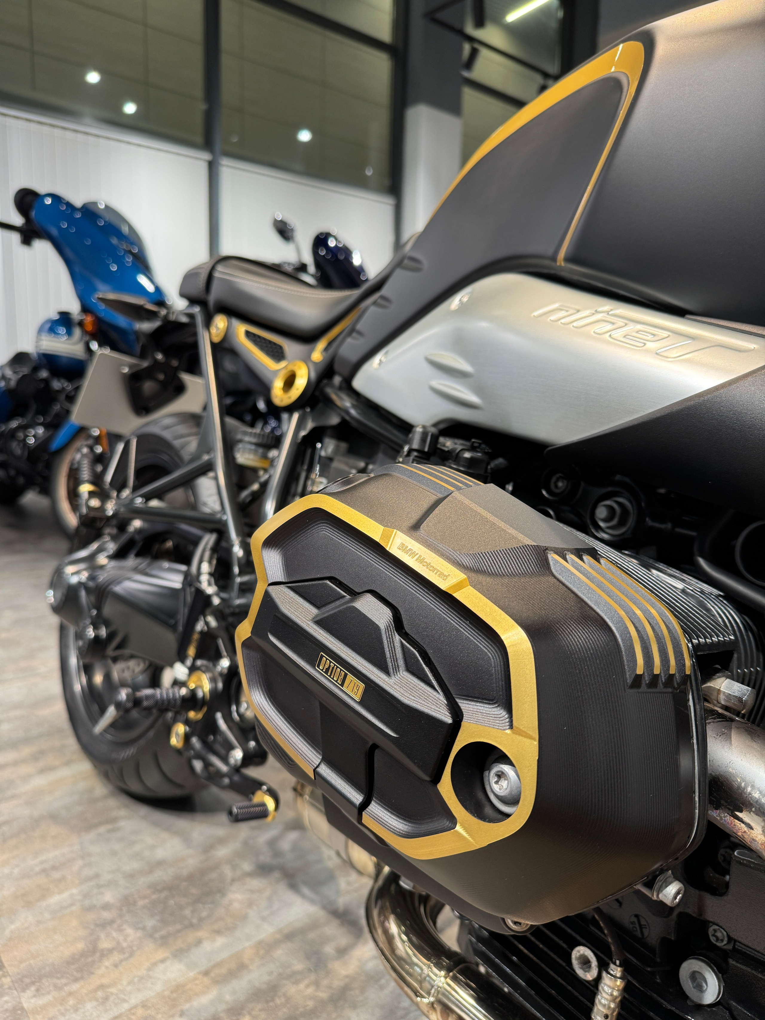 Мотоциклы Harley-Davidson BMW R Nine T (Option 719)  — купить мотоцикл. Hello Davidson, Москва. Только хорошие мотоциклы…