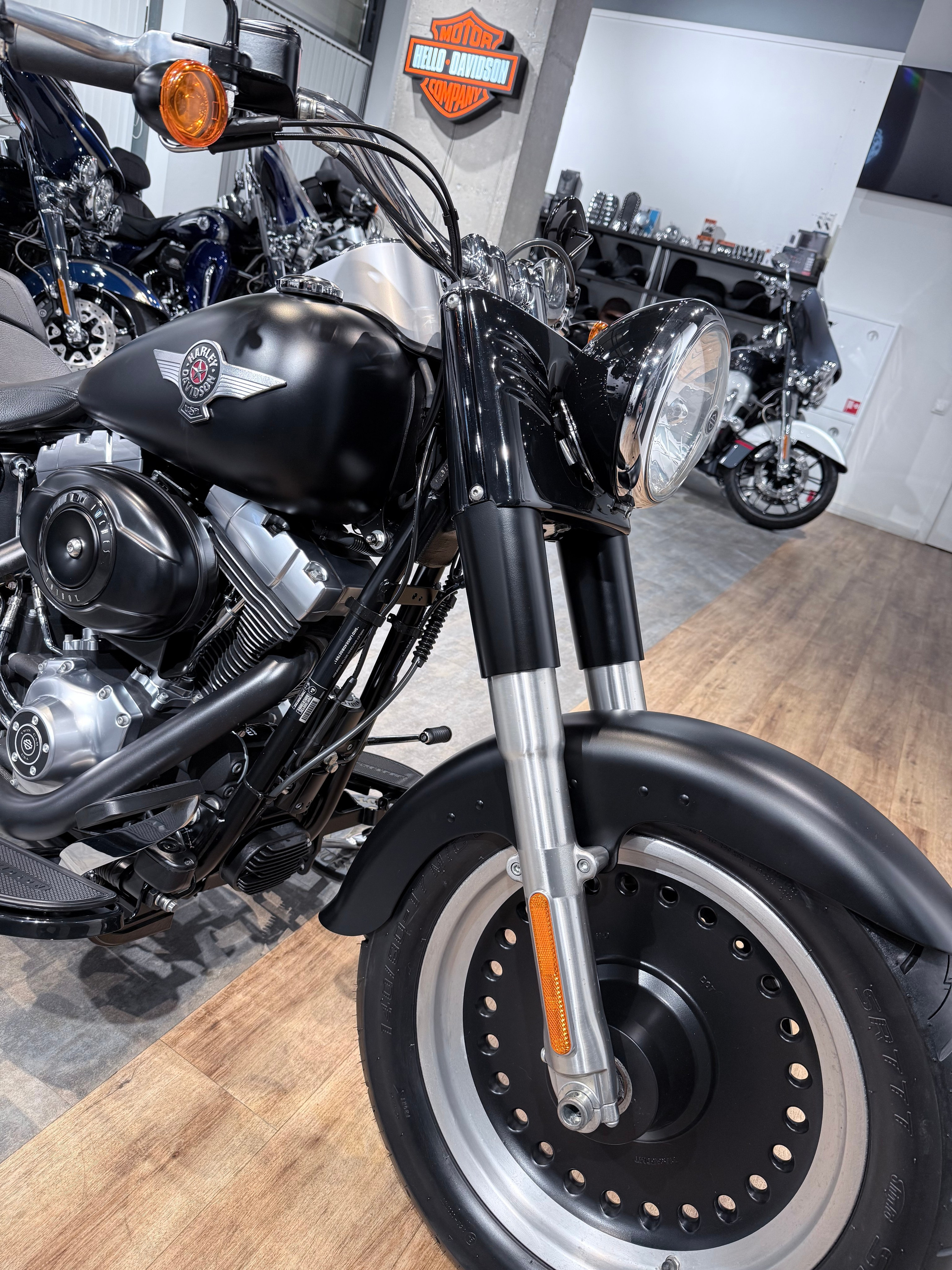 Мотоциклы Harley-Davidson 2013 Softail Black Slim ABS (Семейство Softail, Dyna). Hello Davidson, Москва. Только хорошие мотоциклы…