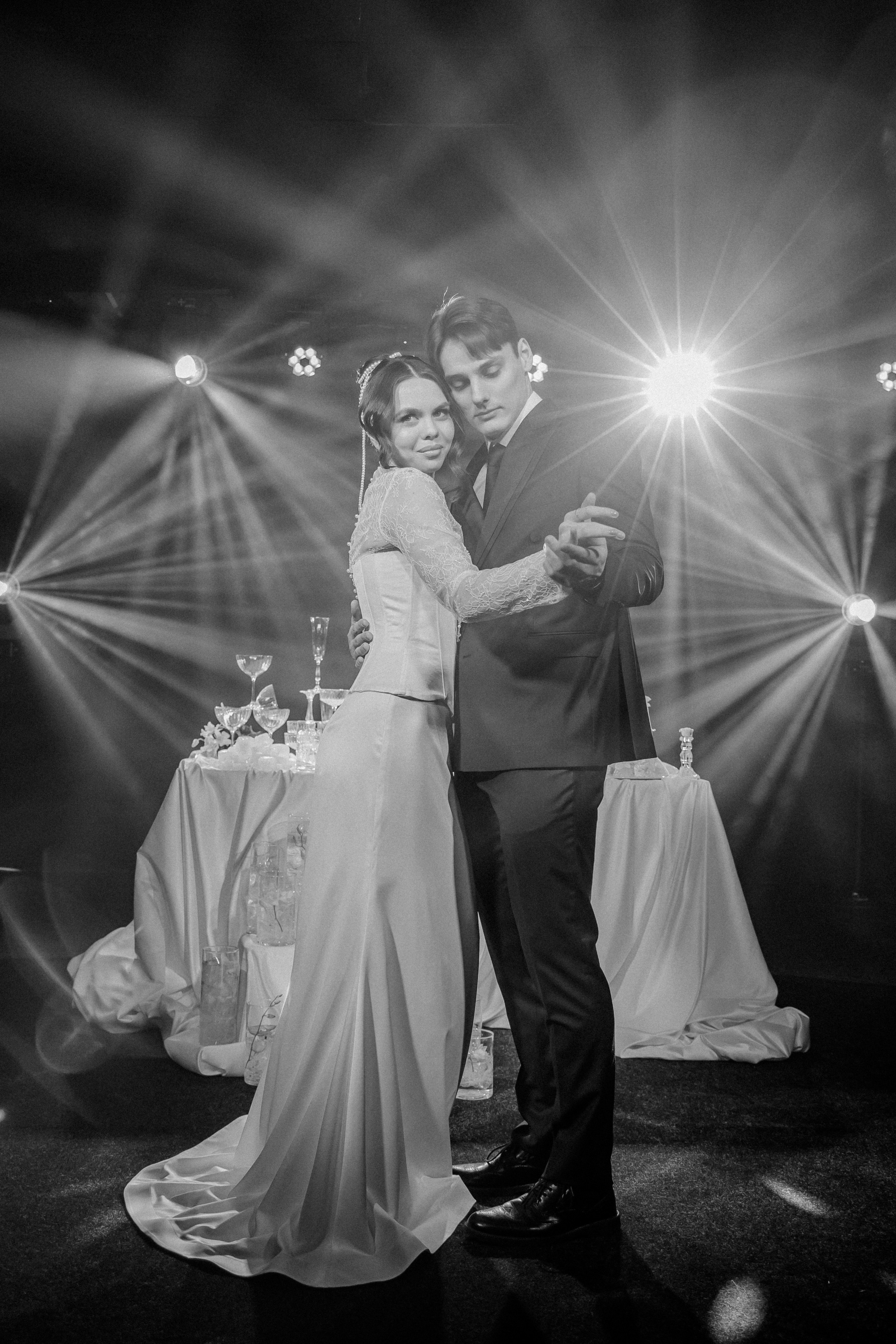 Мария & Александр. Любовь со светом. Свадебная фотография. Арина Рубах