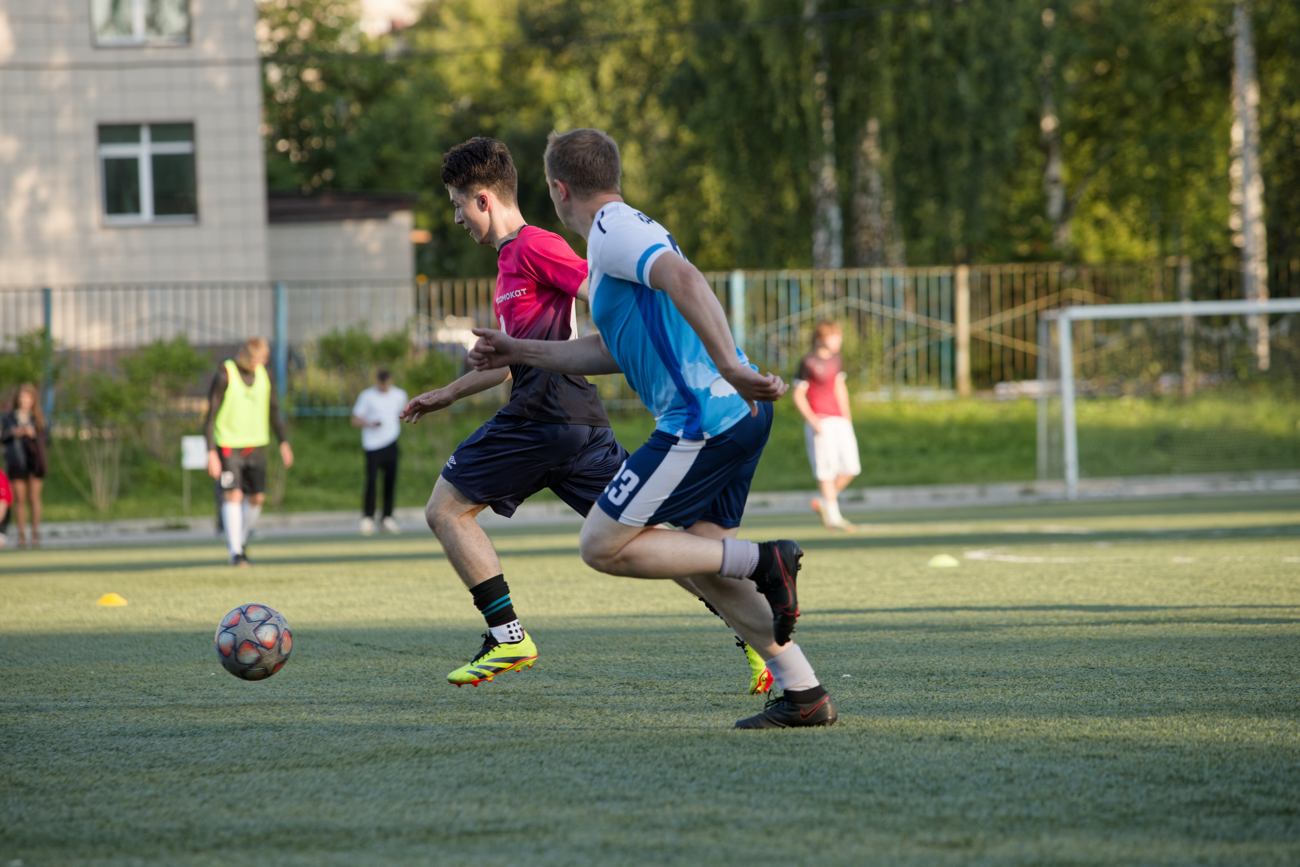 Любительская футбольная лига. Самокат-крылья. 25.06.2025. Репортажный и спортивный фотограф в г. Пермь Зильберг Павел