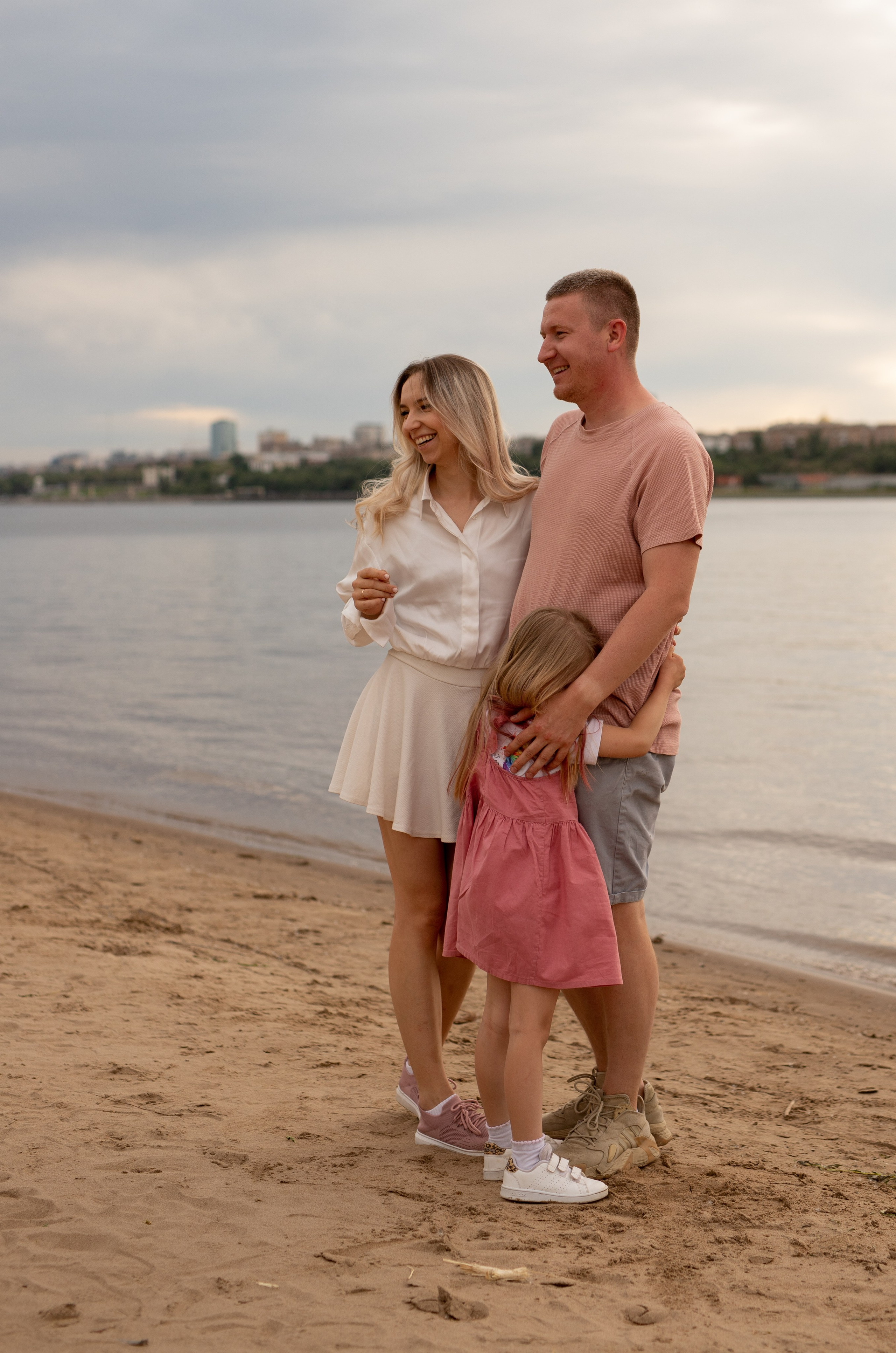 Портфолио семейная съемка Волгоград Волжский. Фотограф новорождённых Волгоград Волжский Дарья Рыскаль