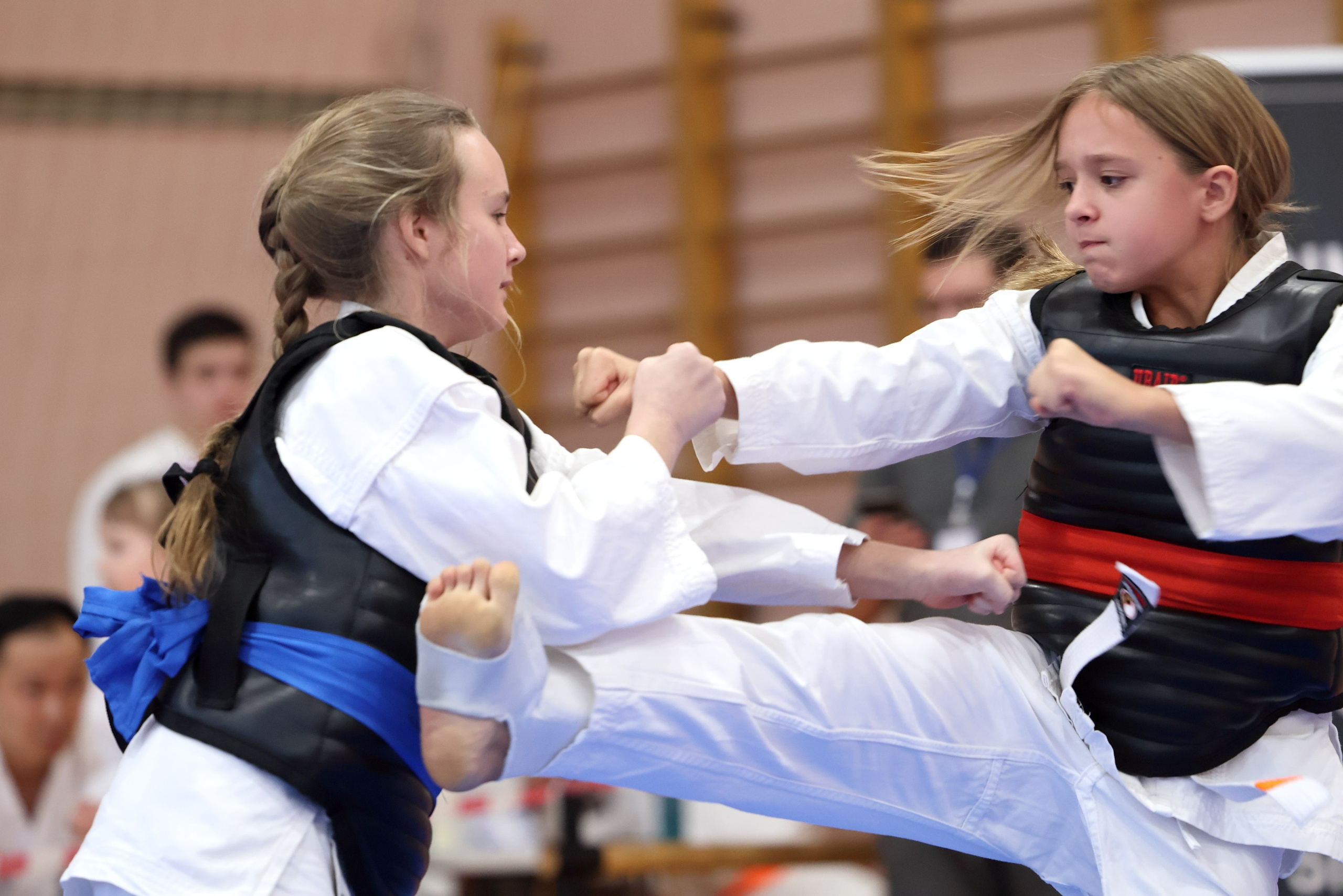 Соревнования по КУМИТЭ: Бои в жилетах. Спортивный и репортажный фотограф Ермакова Светлана