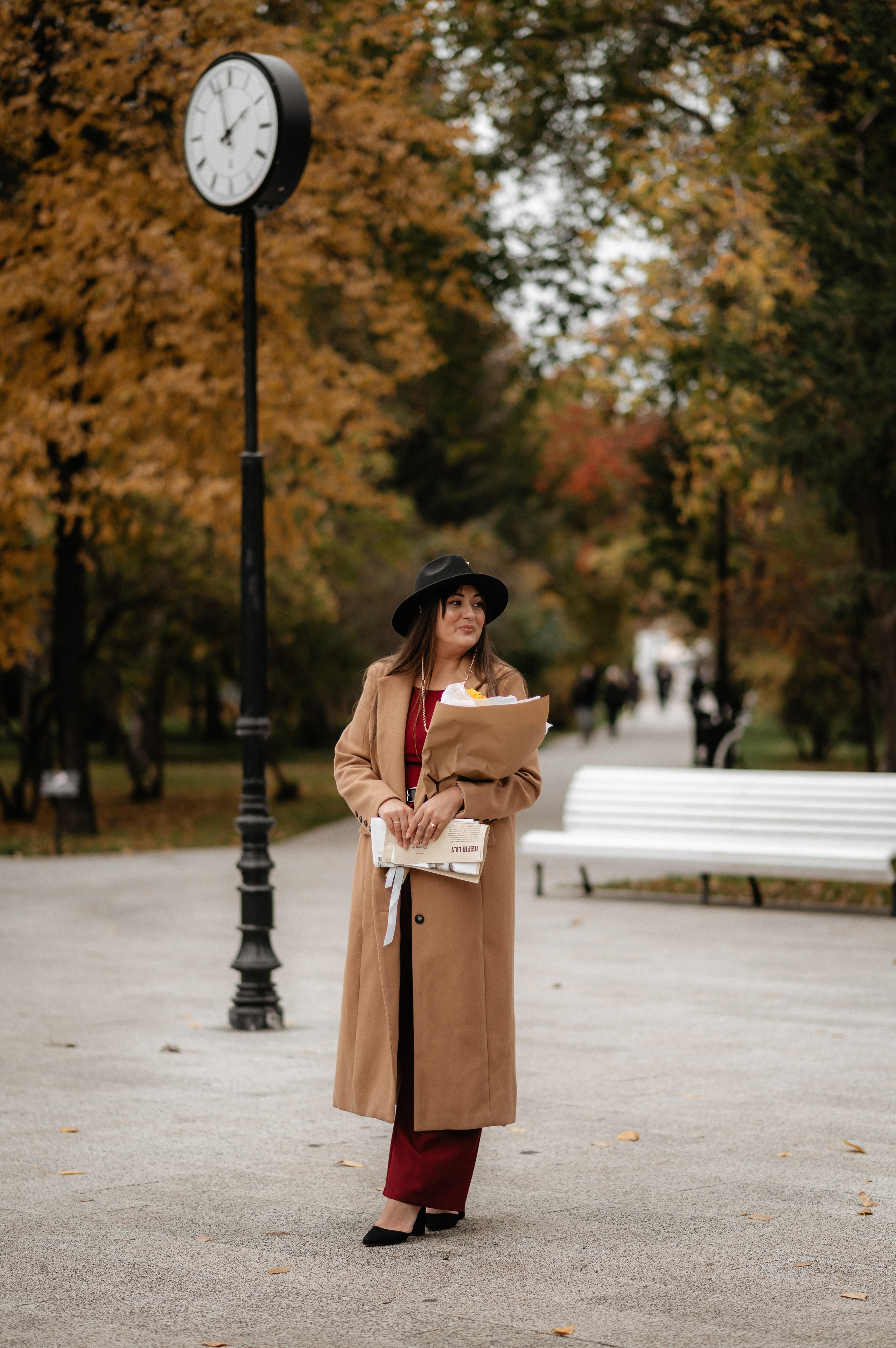 Осенняя прогулка в сквере. Главная