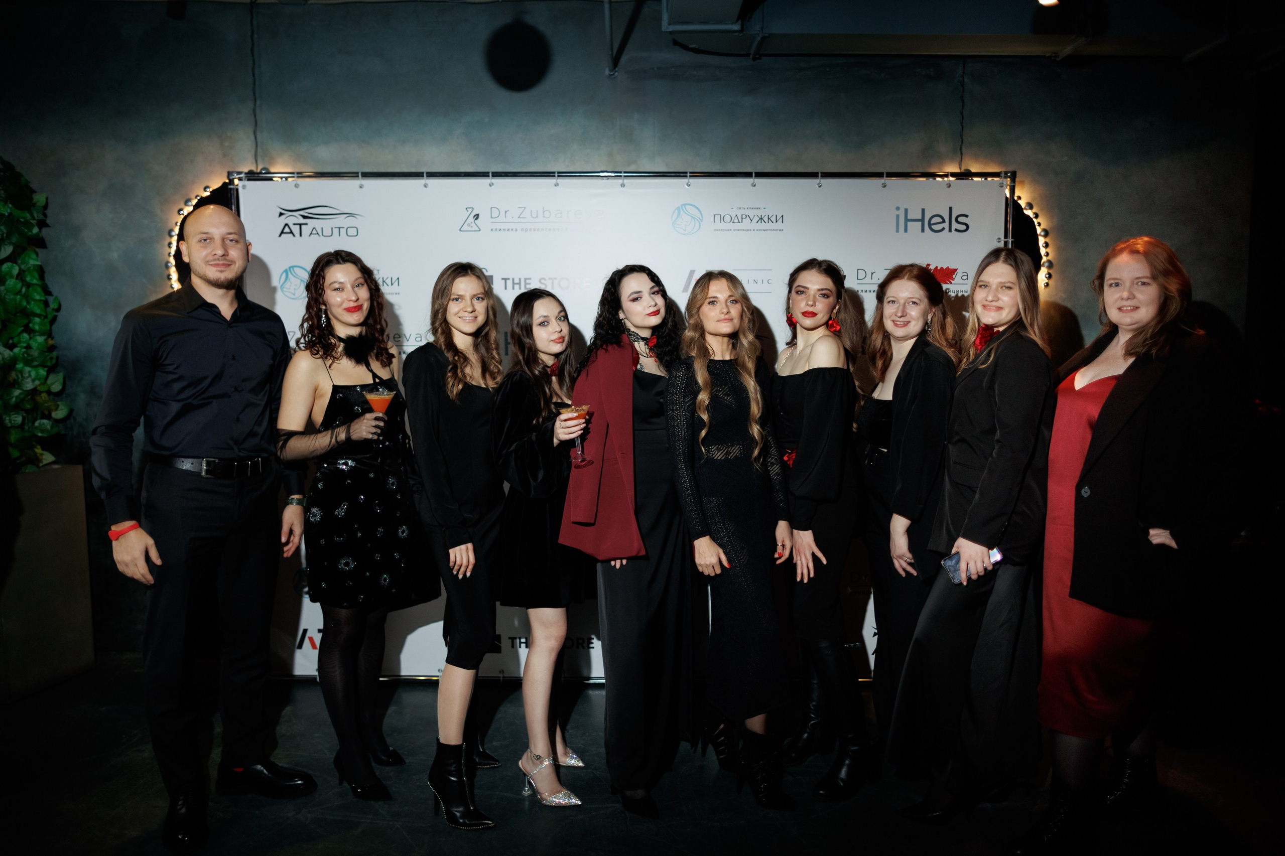 New Year Подружки 23/2024. Свадебный, портретный и репортажный фотограф Дмитрий Карпов