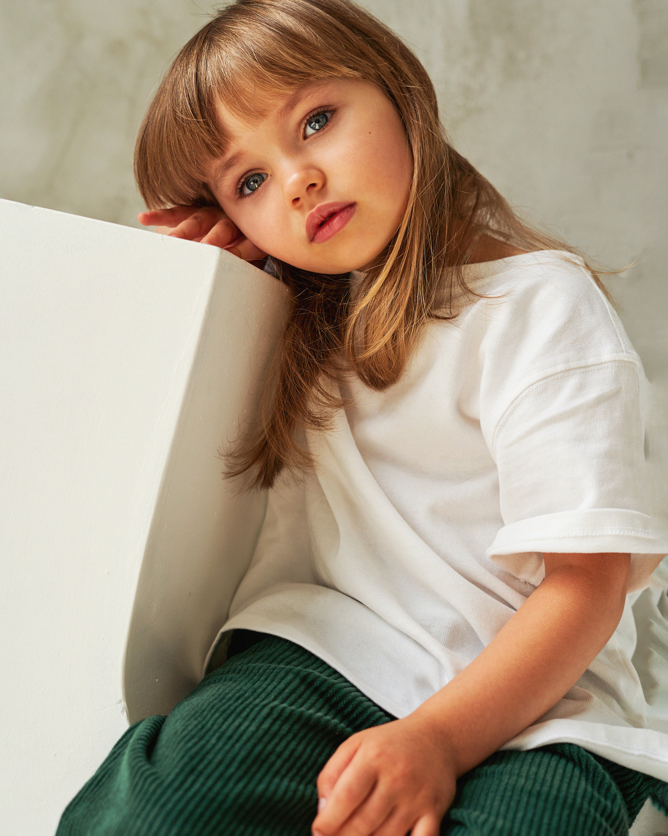 Девочки (модельное портфолио). Семейный и детский фотограф в Москве Лара Клунная