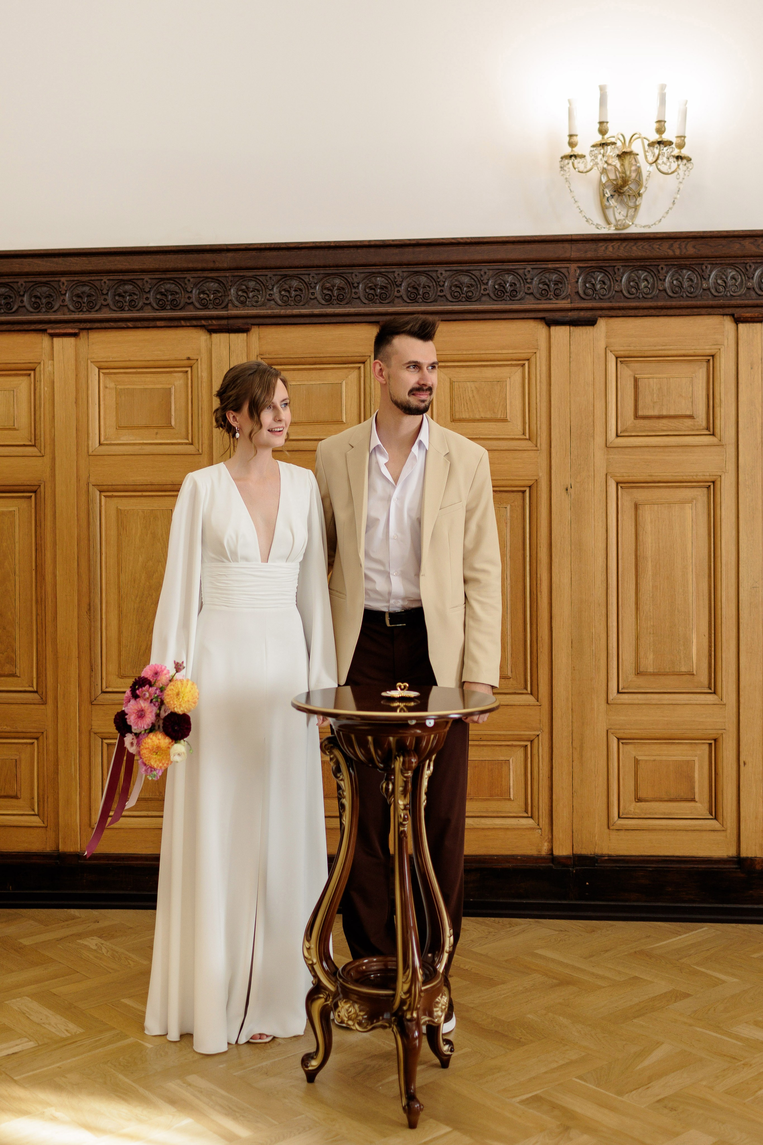 Оля + Антон. Вова Петров