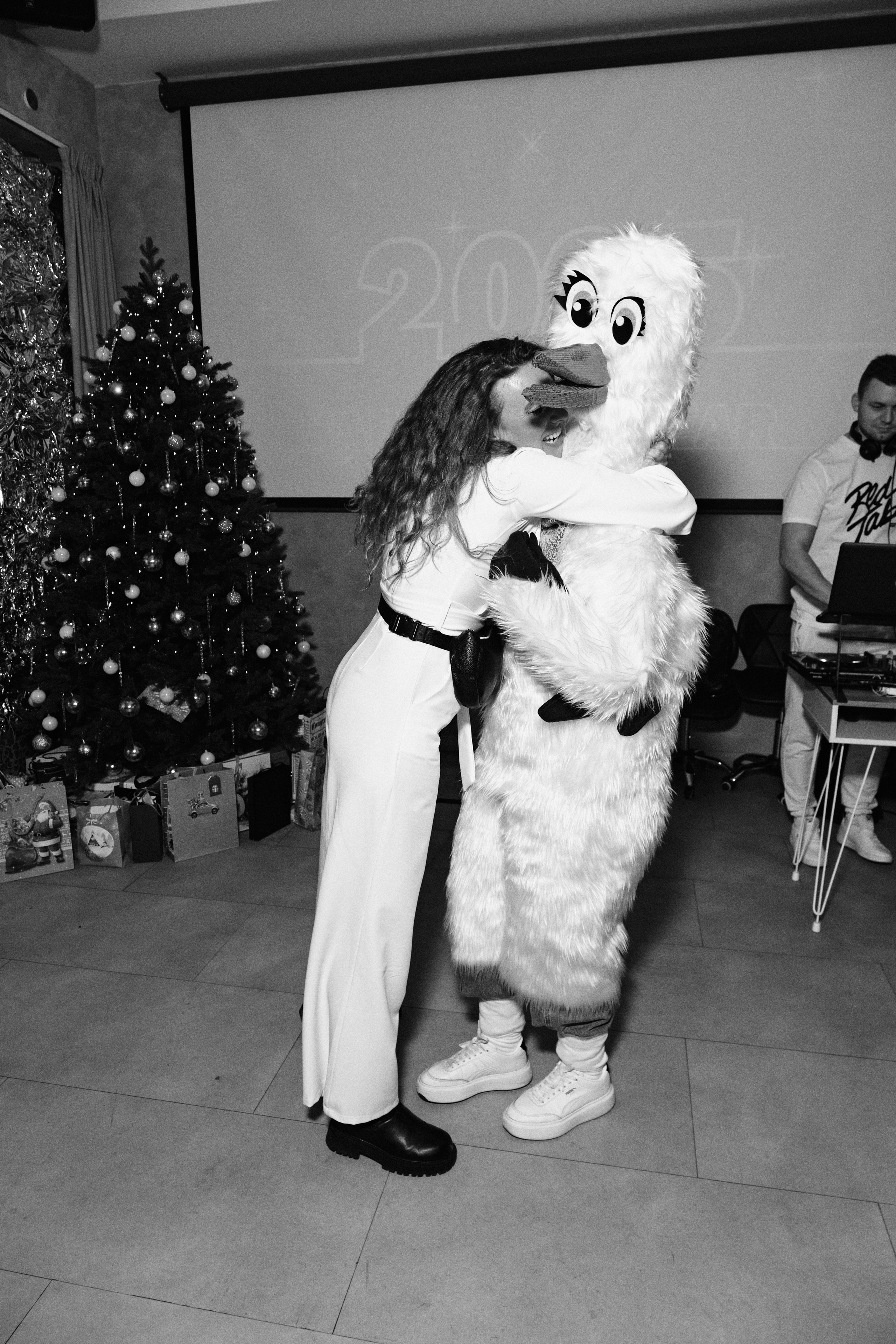 Корпоратив в белом компании Pride group. Семейные и свадебные фотосессии в СПб, в студии, на улице, на природе