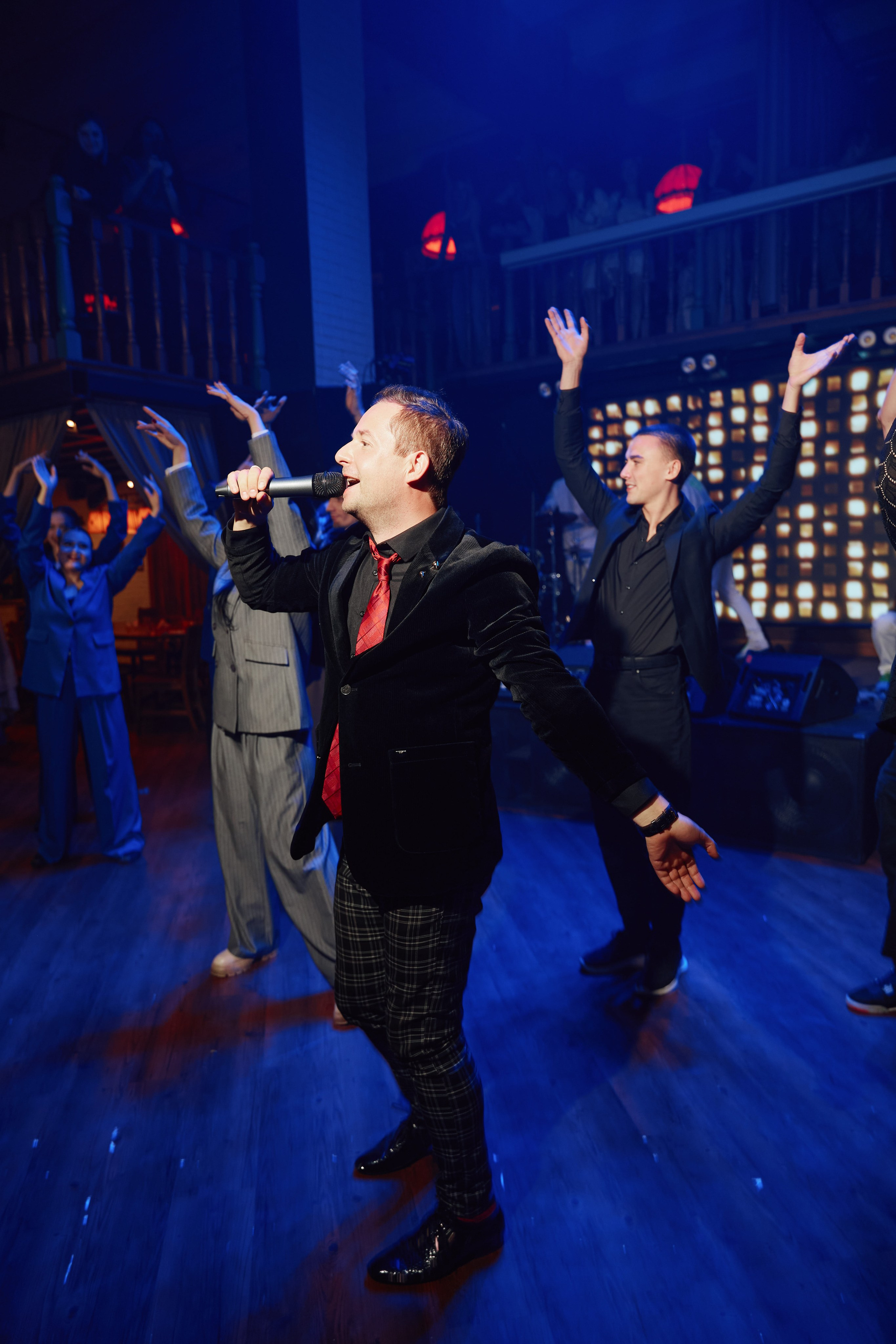 Арт-вечеринка 2026. Фотограф и видеограф в Кургане Леонид Корнильев