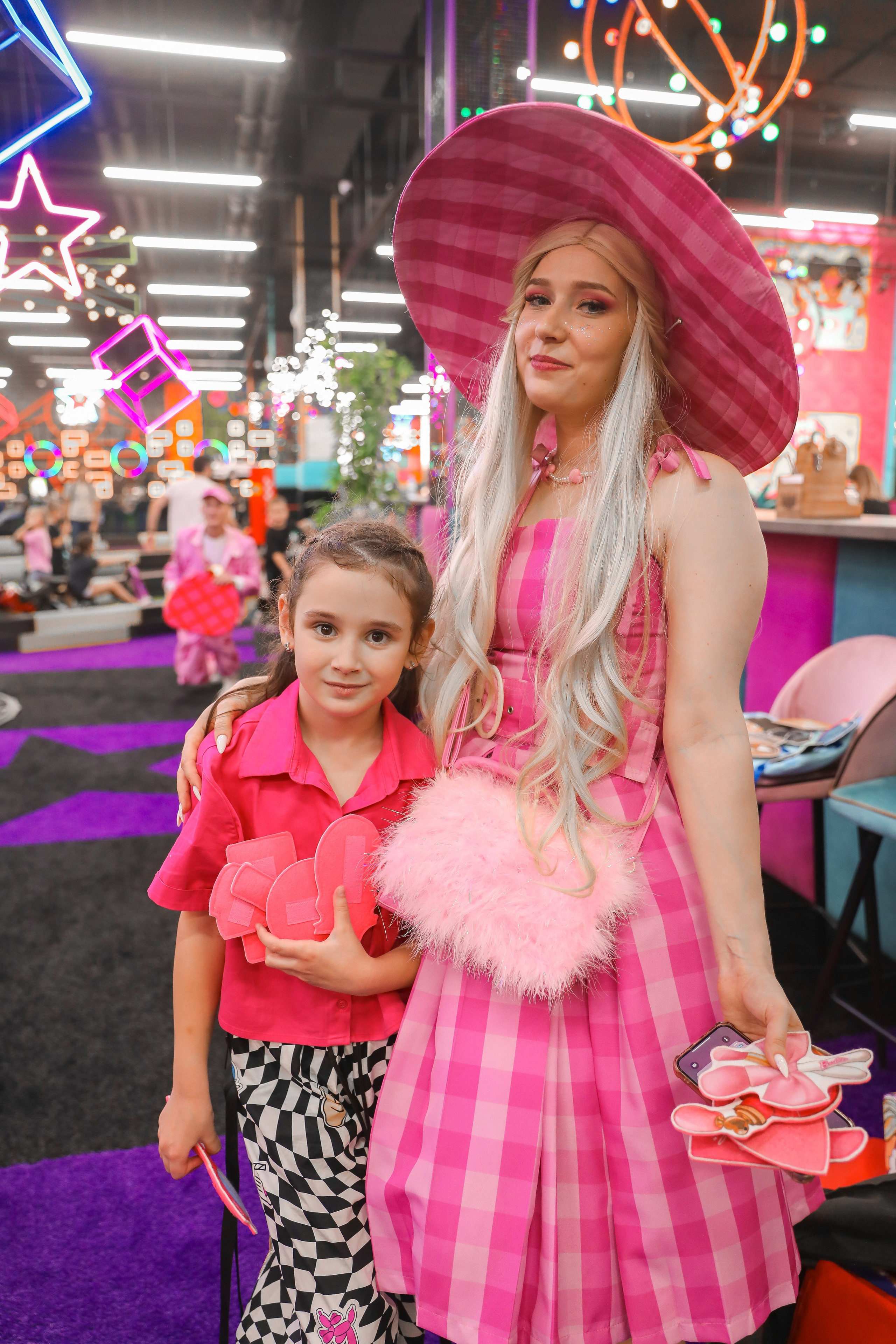 ДЕТСКИЕ МЕРОПРИЯТИЯ. Photographer Viktoriya Markushina «My world throug»