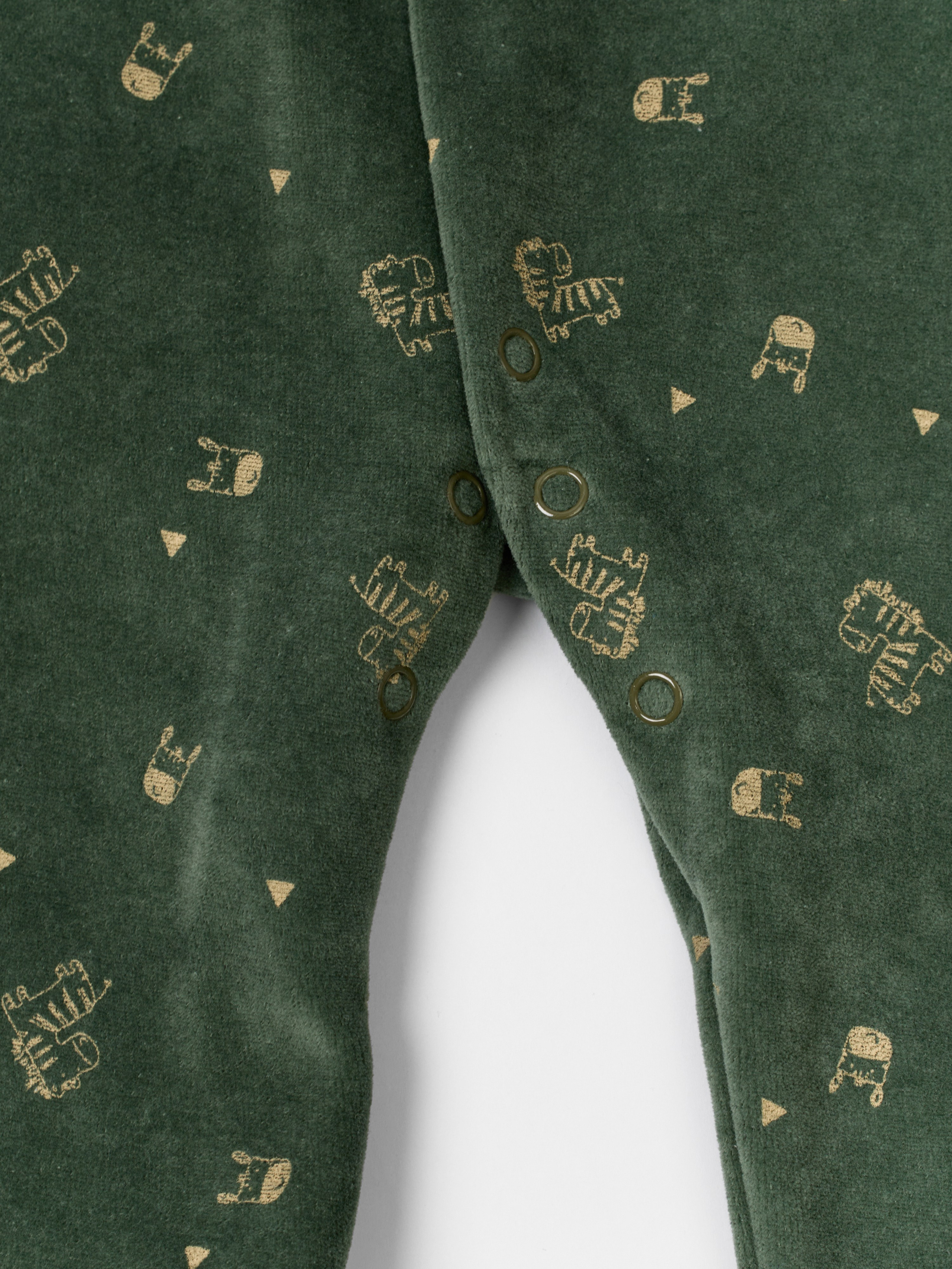 Фотосъемка одежды. Фотосъемка обуви. Предметная съемка обуви. Предметная съемка. Предметный фотограф Орехово-Зуево