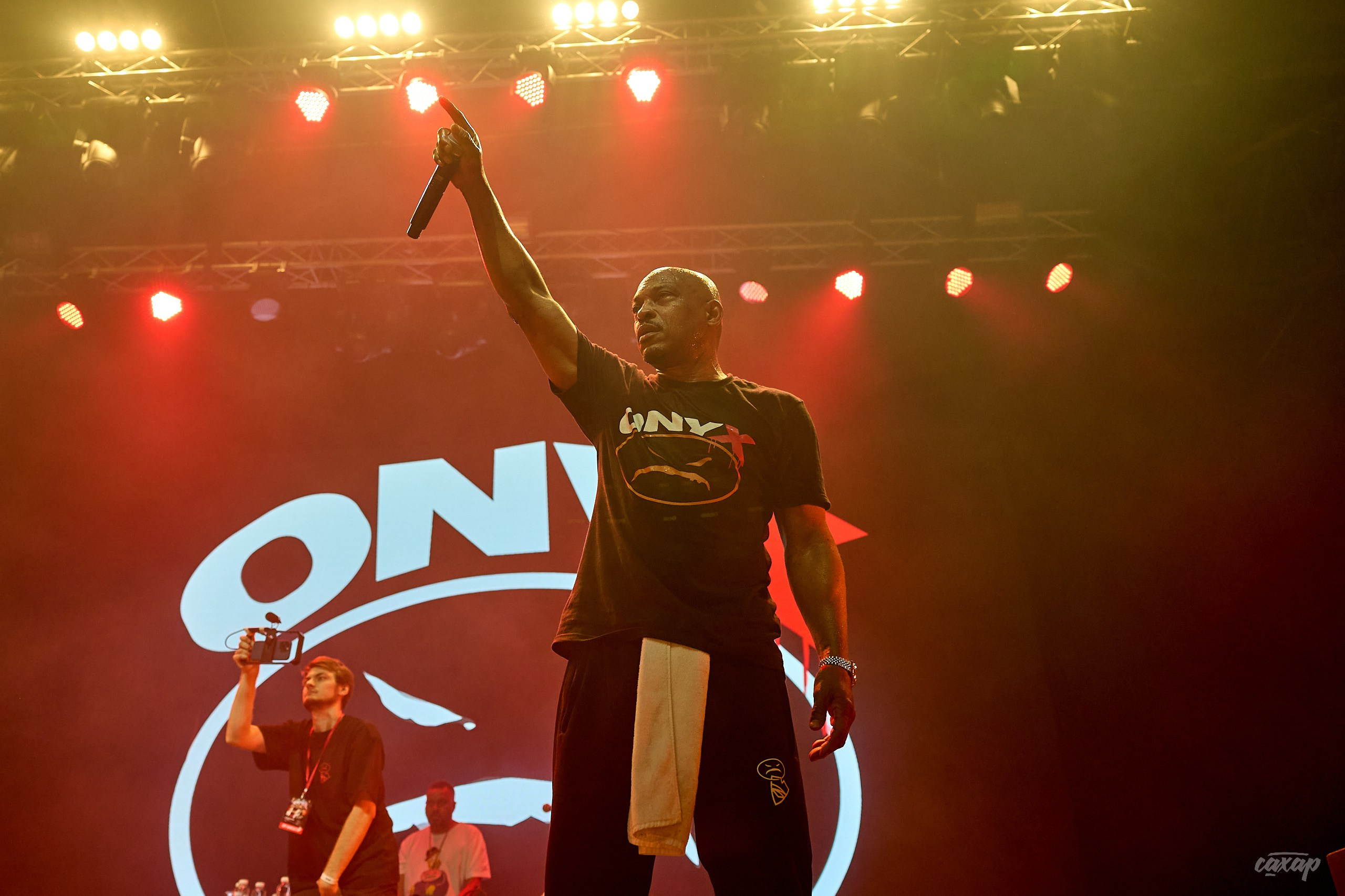 ONYX. Профессиональный фотограф в Екатеринбурге Юра Сахар