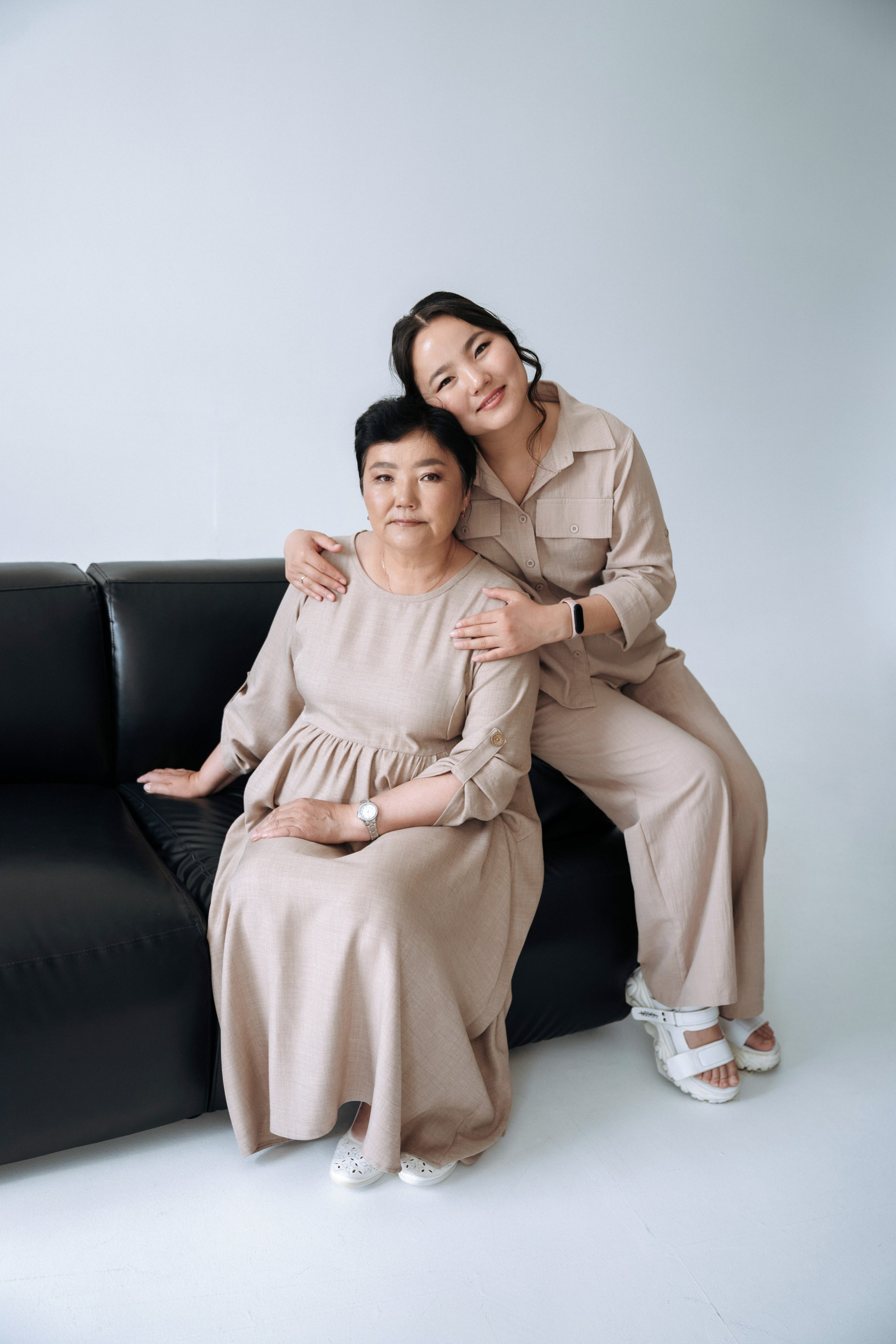 Валентина и Люда Галсановы. Фотограф Улан-Удэ