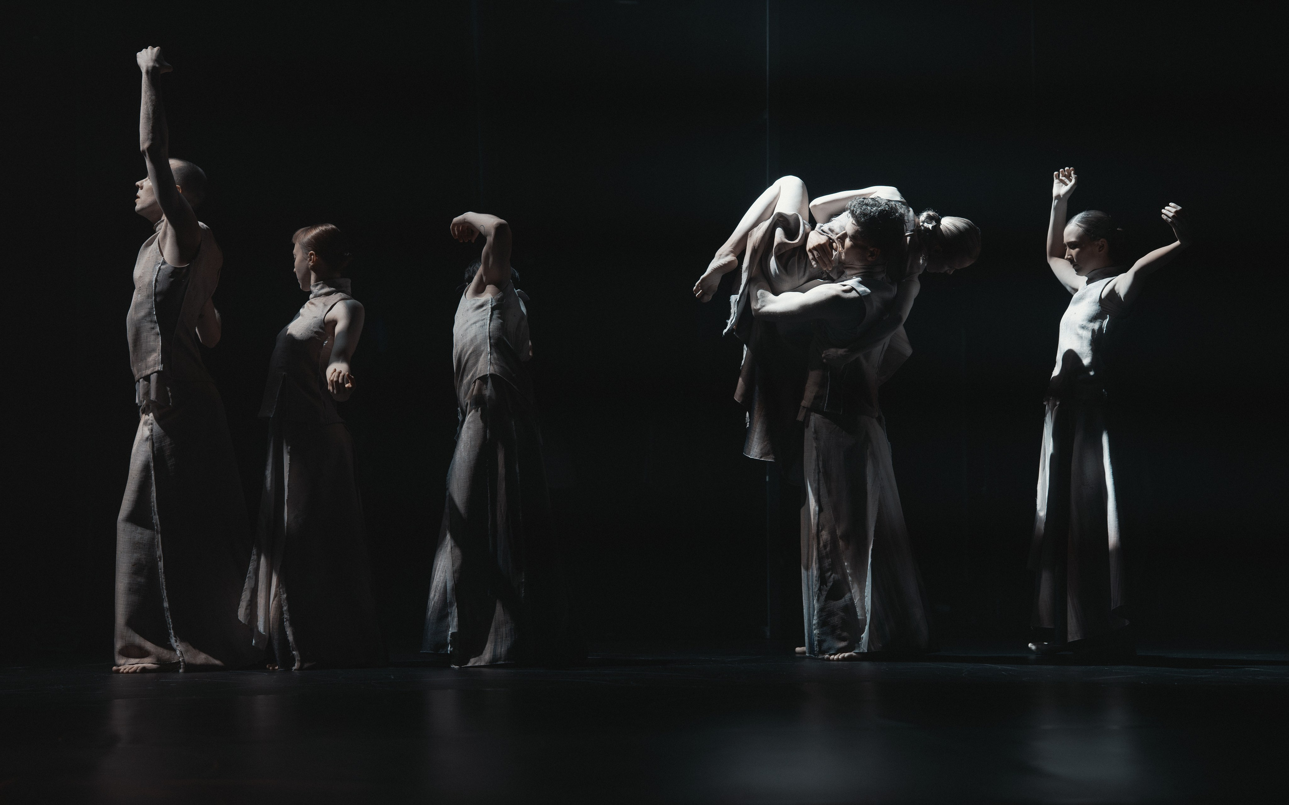 Context DianaVishneva: «Икона» — хор. Рима Пипоян. Театральный фотограф в Санкт-Петербурге Дмитрий Скареднов