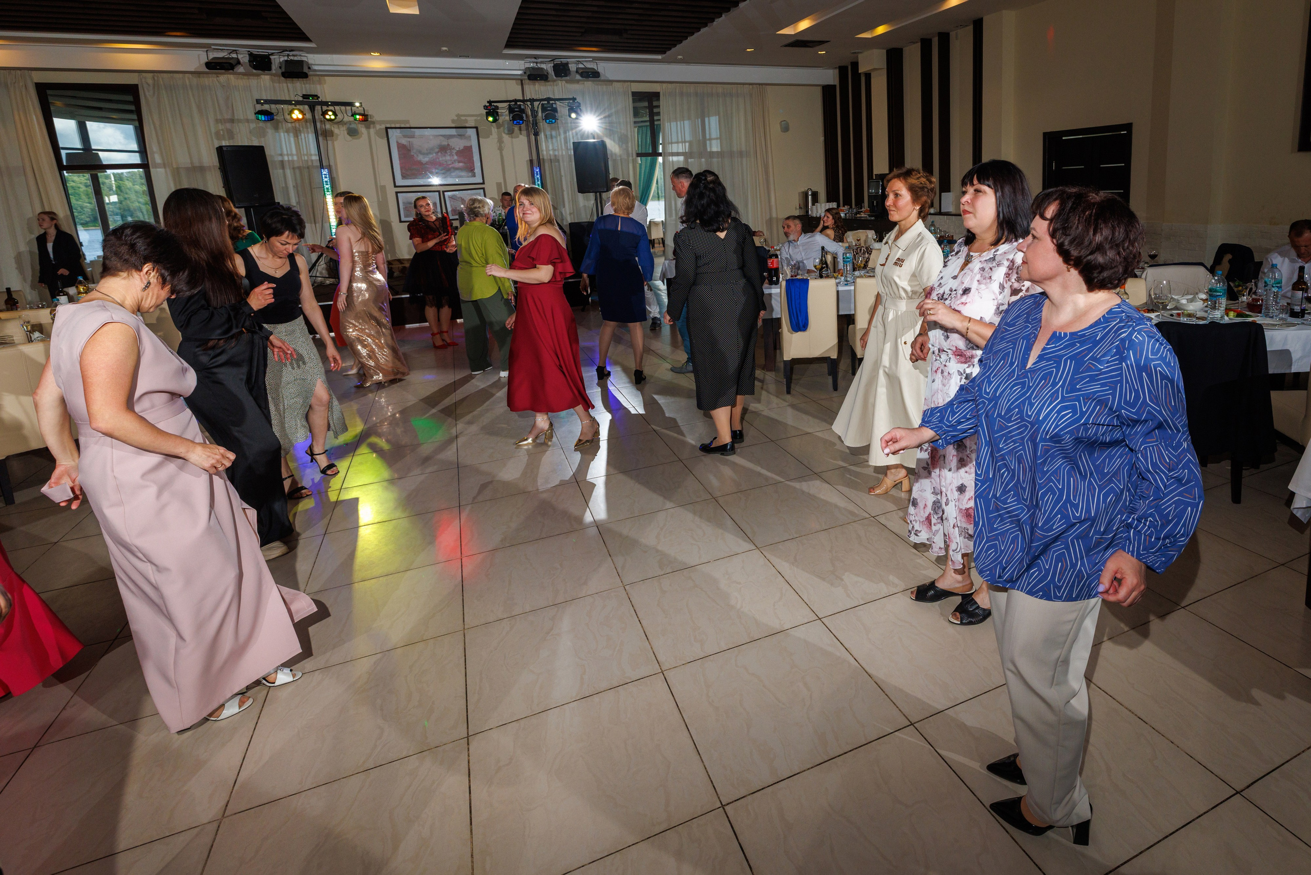 Выпускной 2025 Шк 10. Коммерческий фотограф Андрей Тремасов