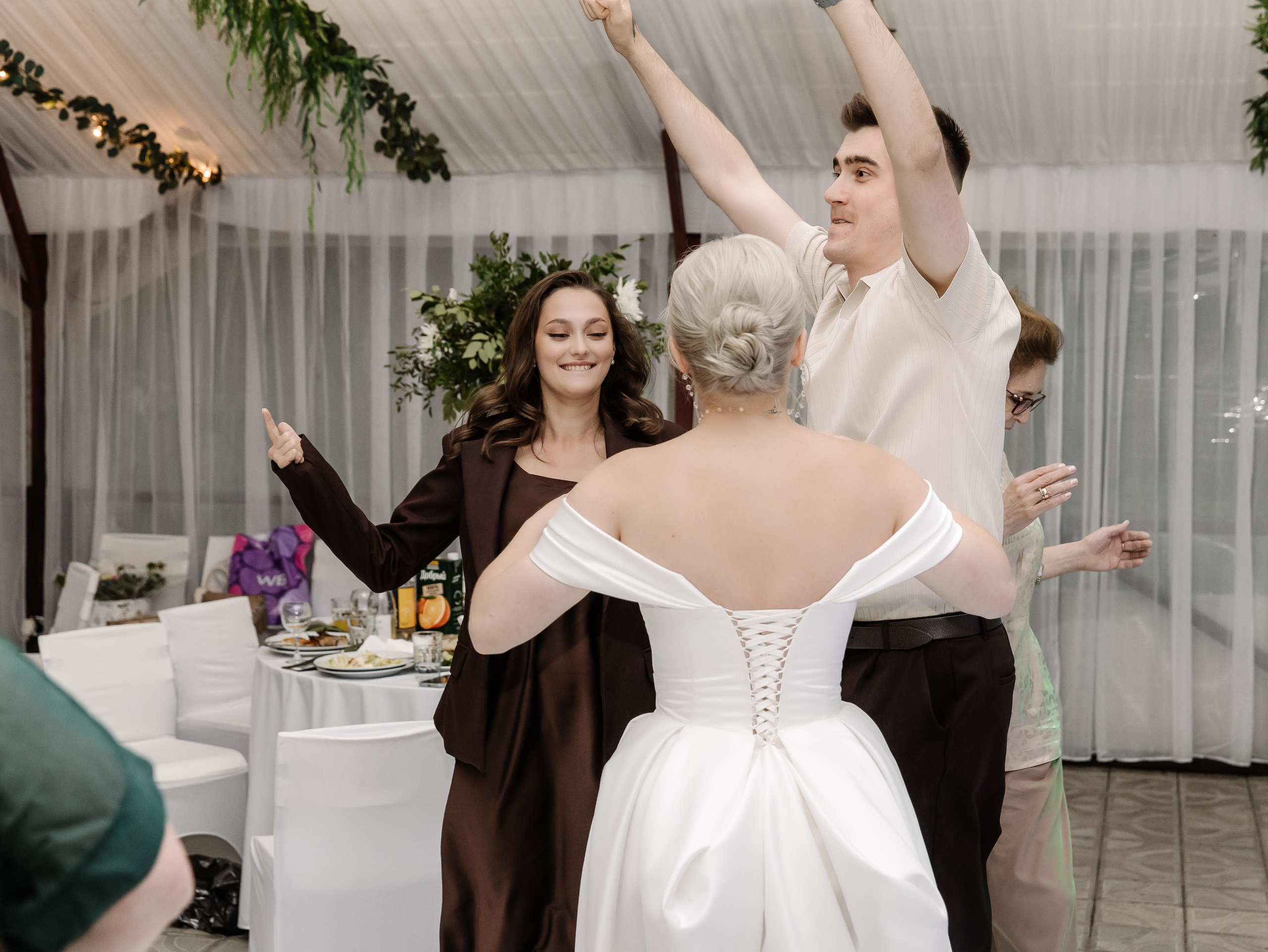 Дмитрий и Арина. СВАДЕБНЫЙ ФОТОГРАФ ЧЕЛЯБИНСК