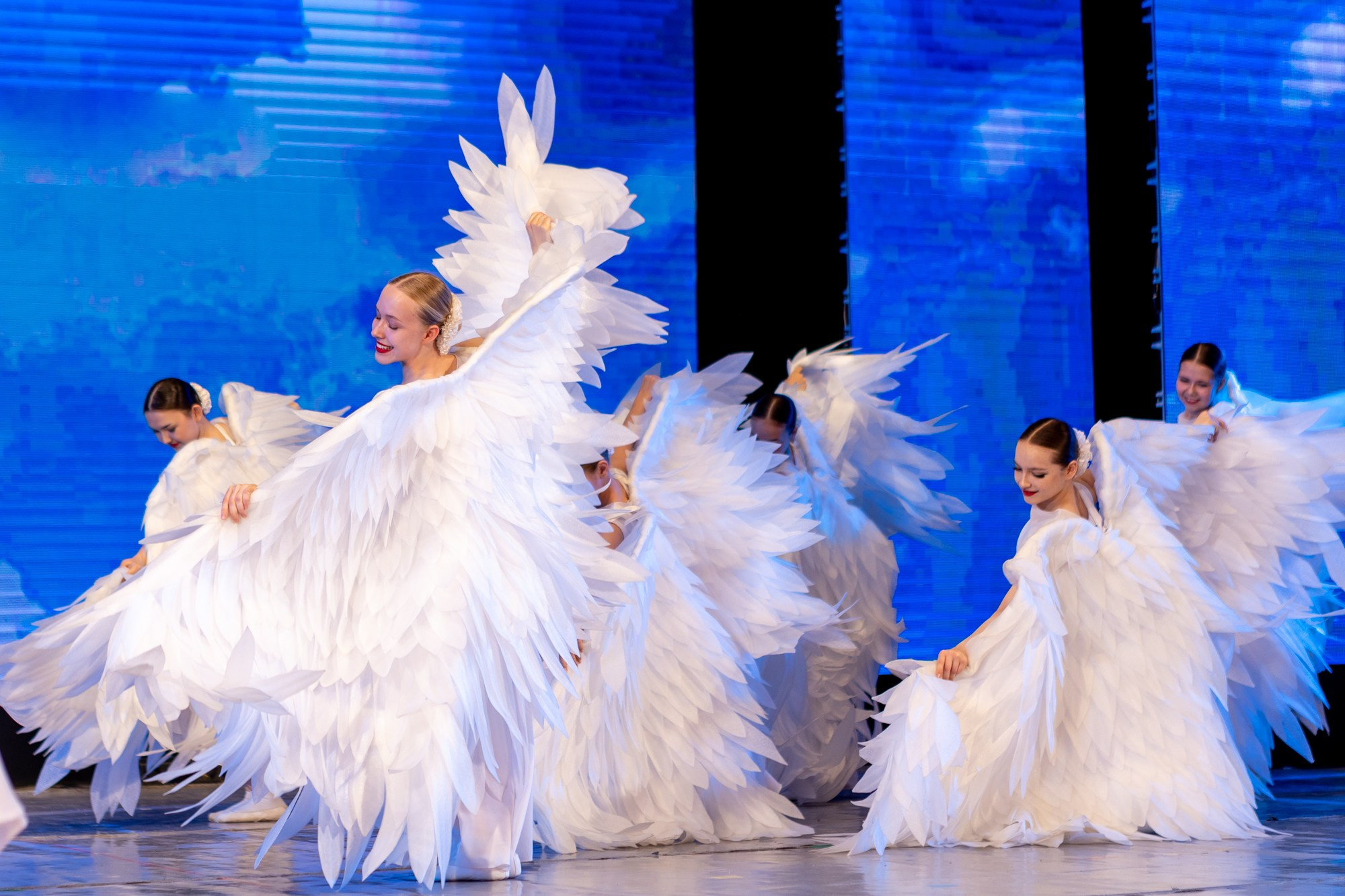 Отчетный концерт Заслуженного коллектива РФ «Жемчужинка» в Оренбурге, ДК «Россия», 2025 г. Фотограф в Оренбурге. Профессиональный фотограф