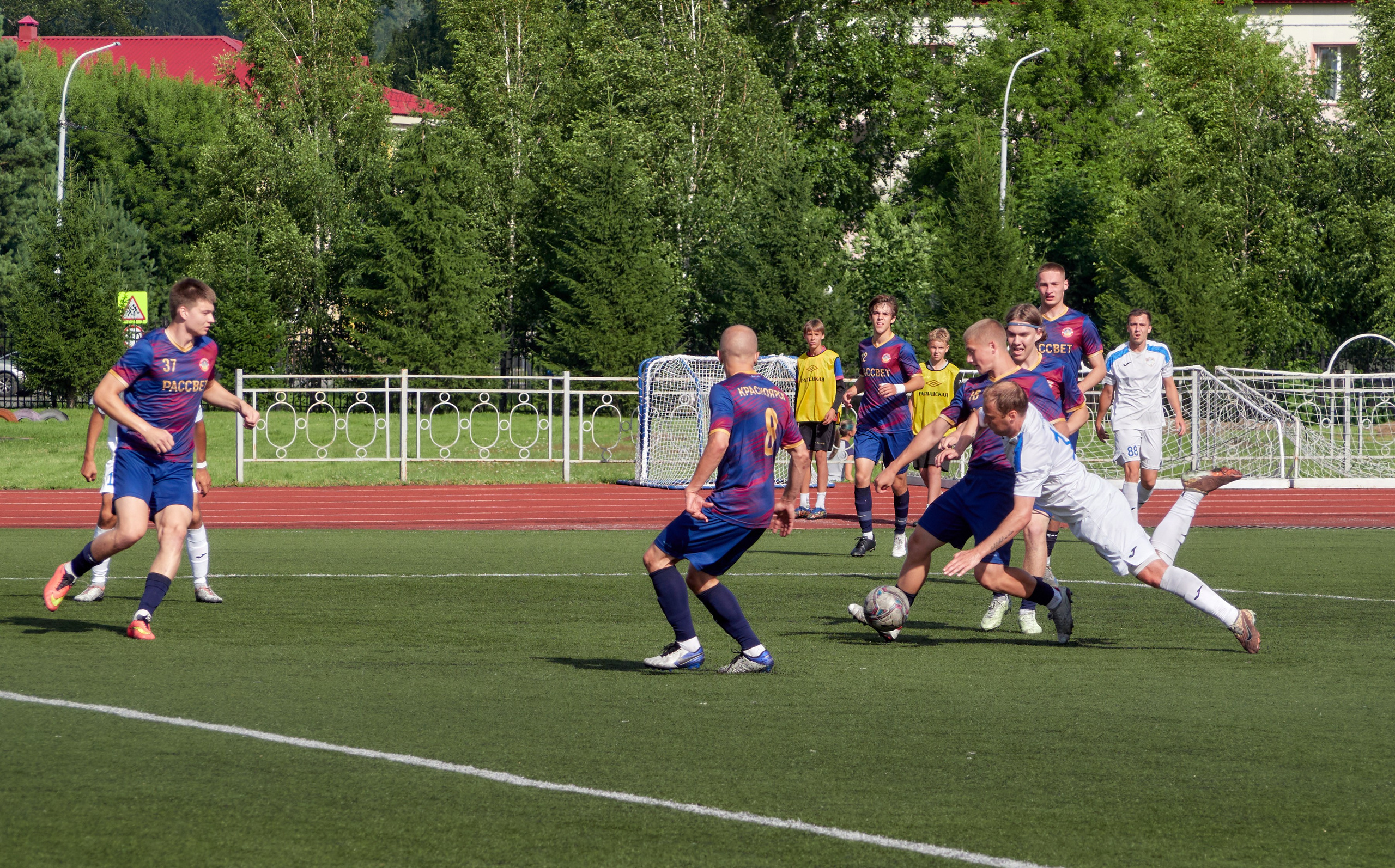 Распадская» (Междуреченск) — «Рассвет» (Красноярск) 7:0. Семейный и детский фотограф в Междуреченск Олег Бамбульский